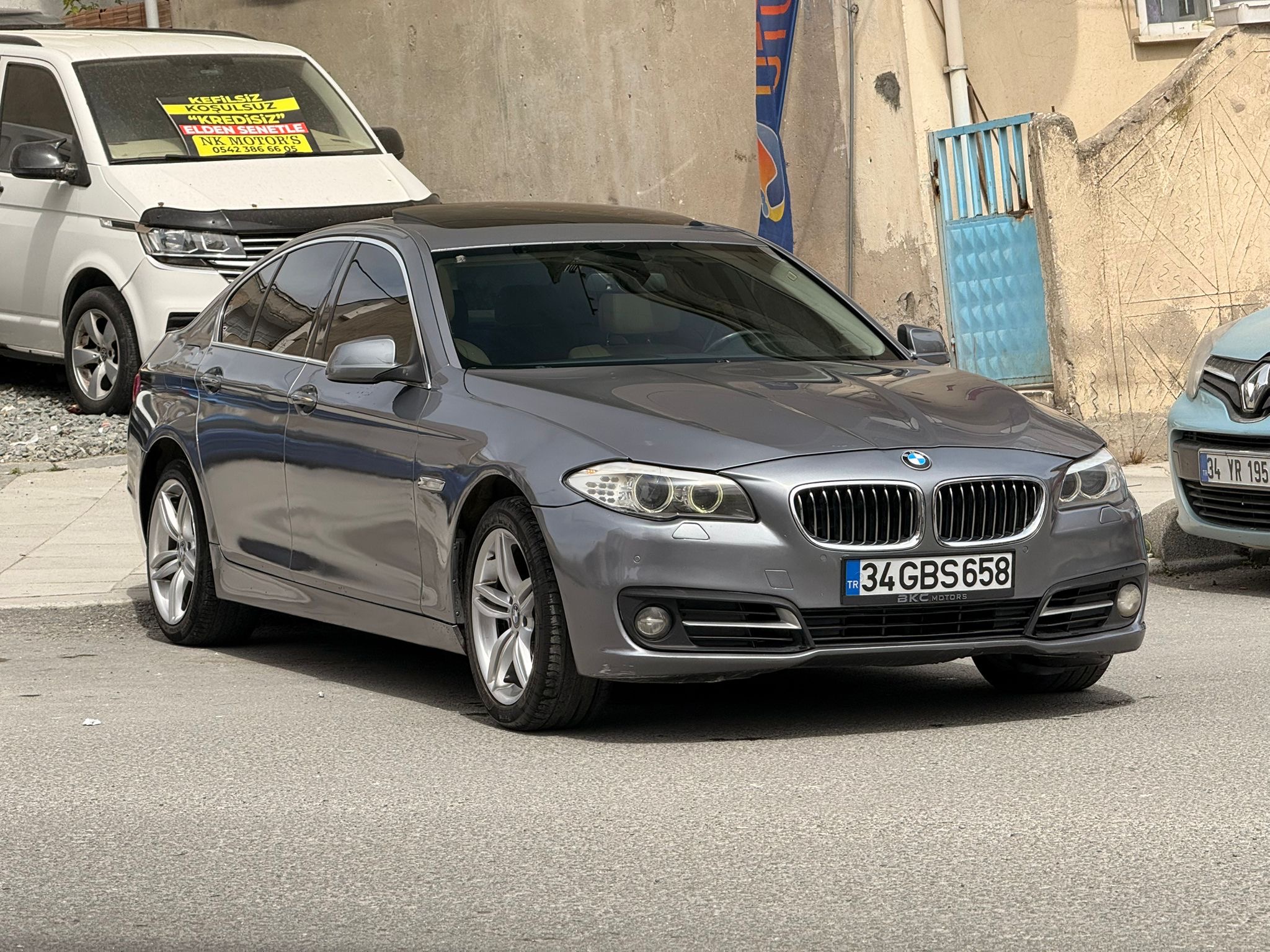 2013 BMW 520-D PREMİUM DİZEL OTOMOTİK FULL DONANIMLI ELDEN SENETLE TAK