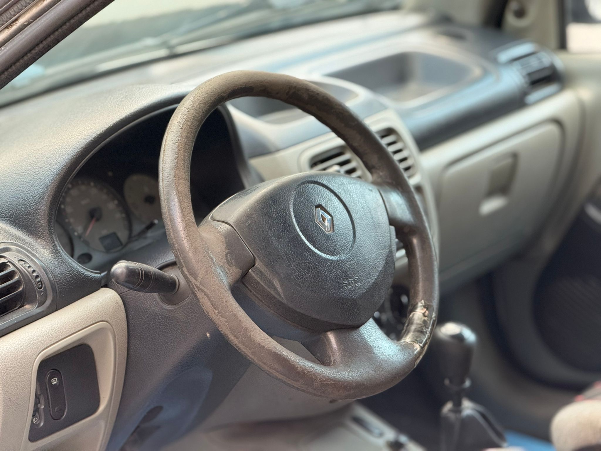 2006 RENAULT CLİO TAMAMINA KREDİ KARTINA 6 AY VADE FARKSIZ TAKSİT