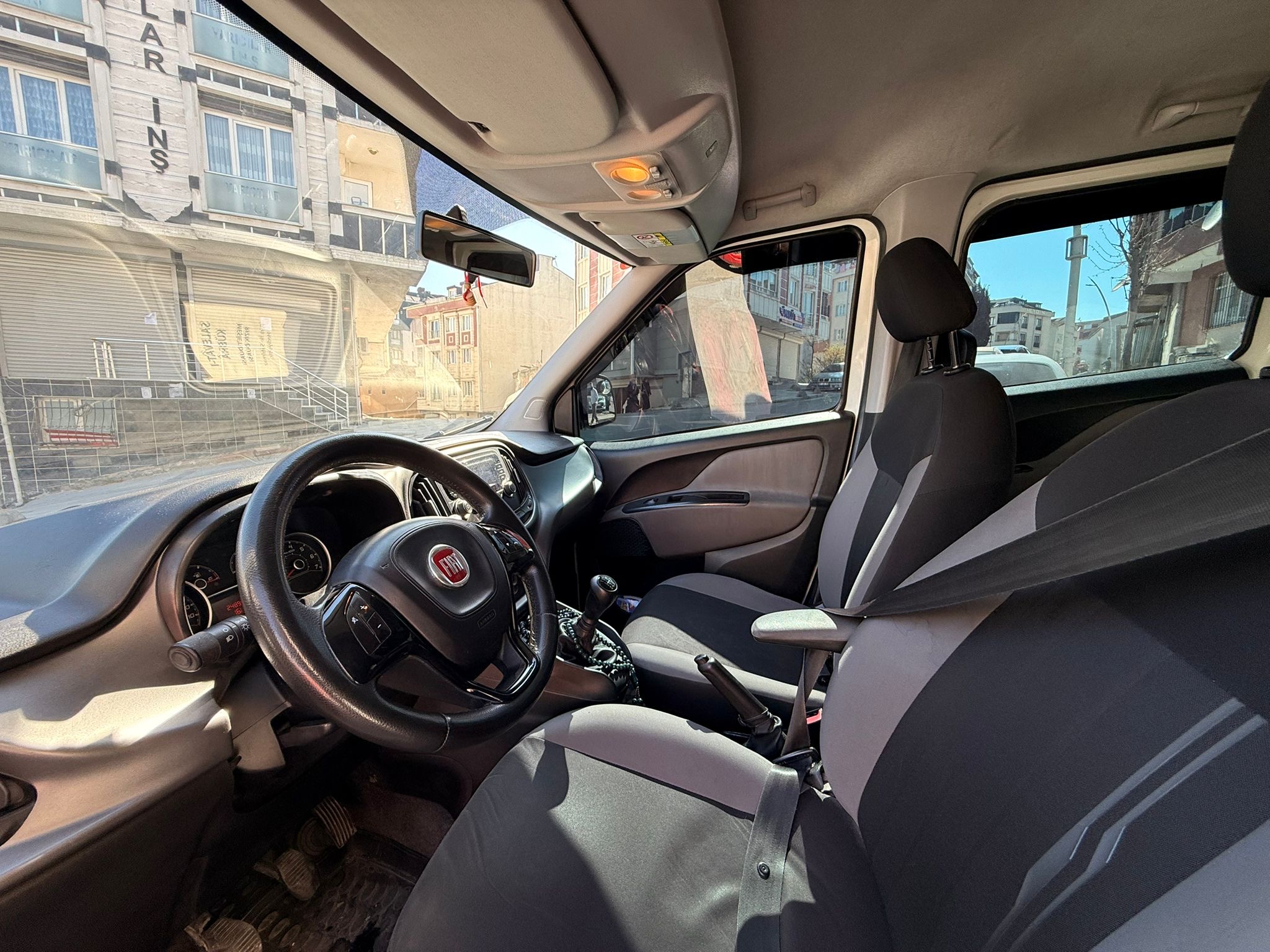 2015 MODEL HATASIZ BOYASIZ 1.3 SAFELİNE DOBLO