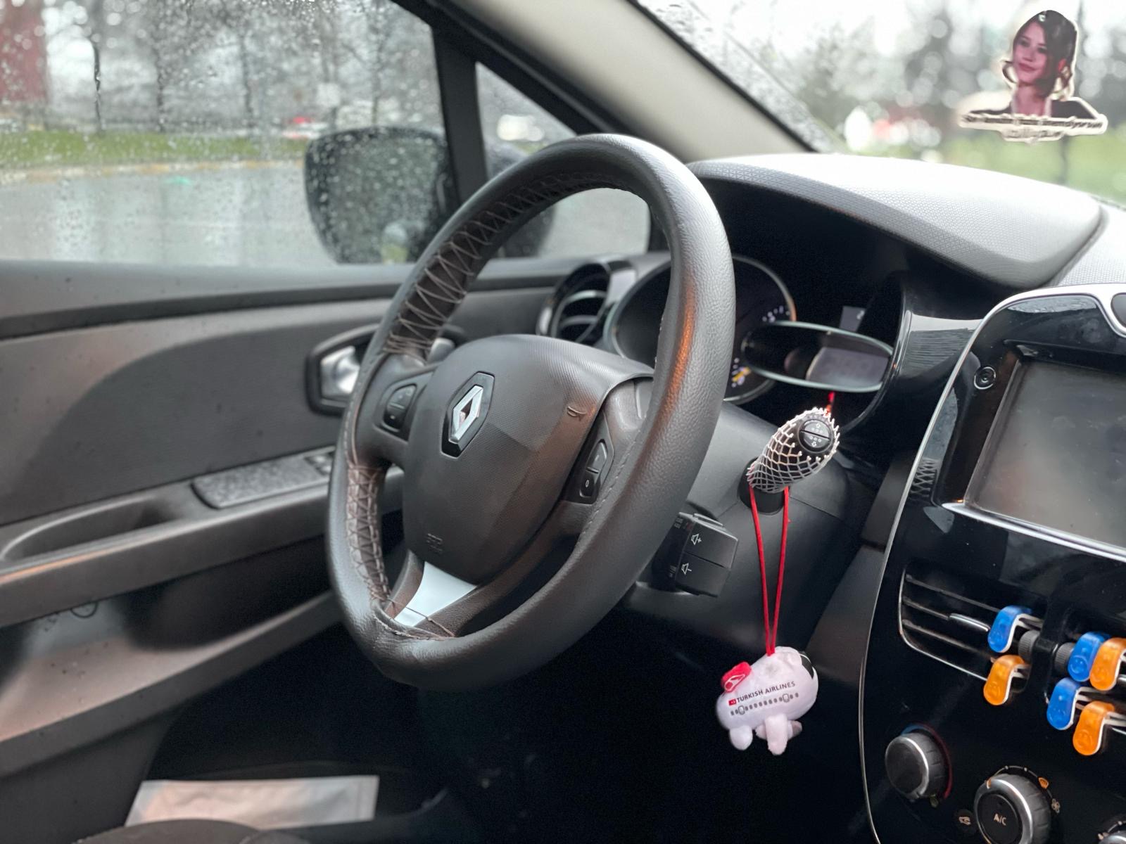 2016 model Renault Clio touch paket otomatik (elden senetle araba)