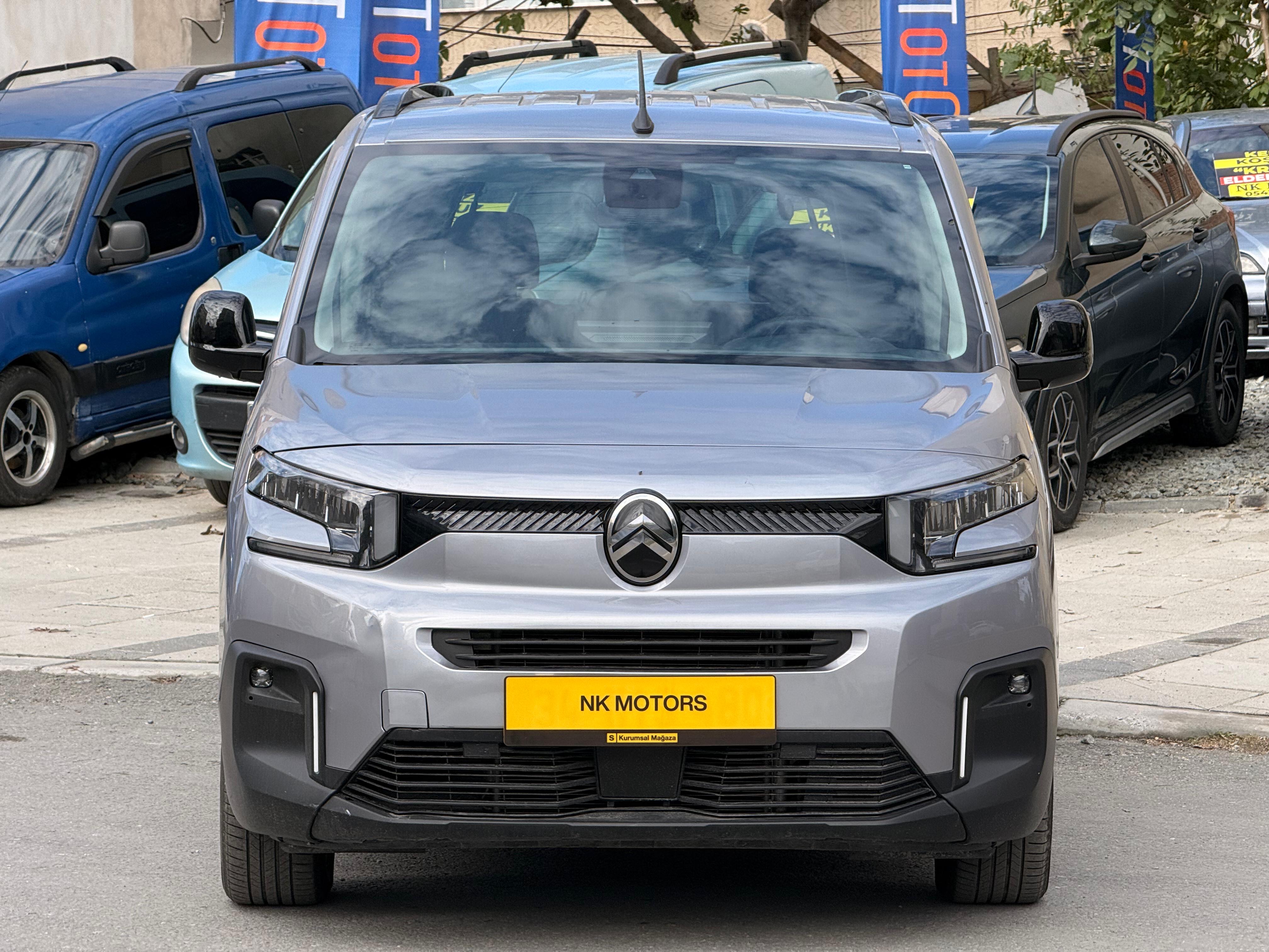 YENİ MAKYAJ 2025 ÇIKIŞLI 6 İLERİ MANUEL 130Hp BOYASIZ !!!! elden senet