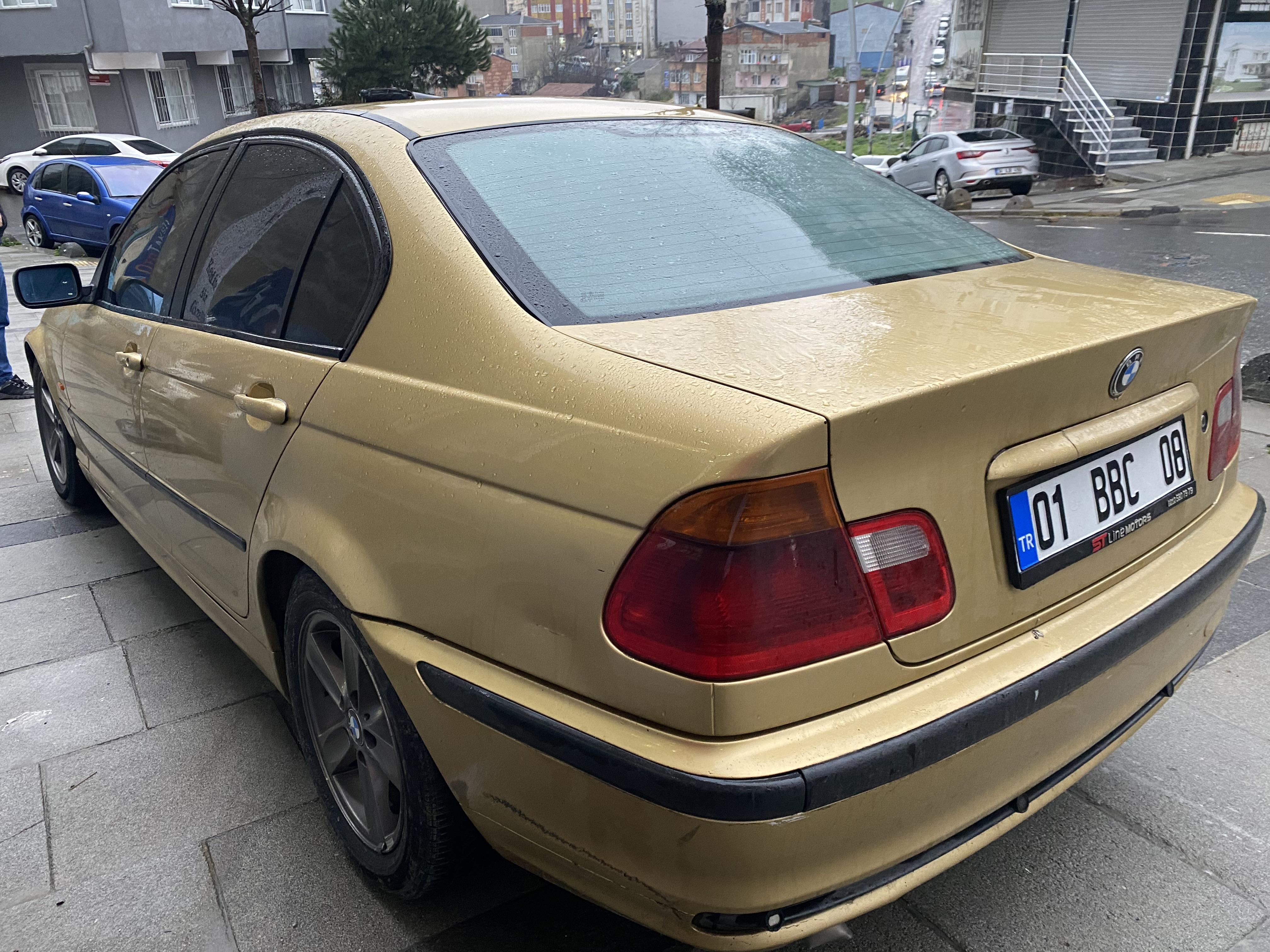 2001 MODEL BMW 320D MANUEL BAKIMLI MASRAFSIZ YARI NAKİT İLE ELDEN SENE