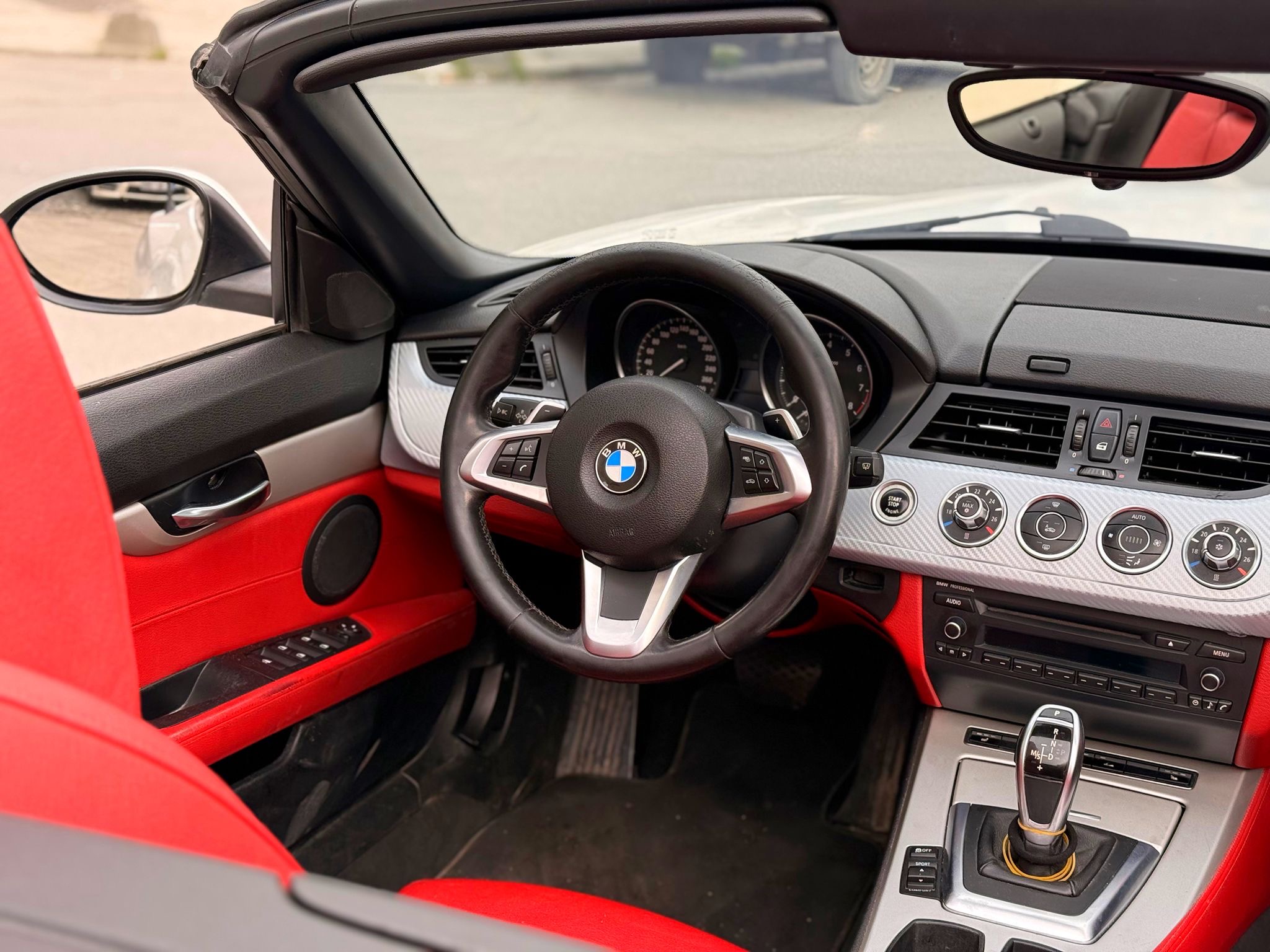 WOL-2012 Bayi Çıkışlı BMW Z4 28i sDrive