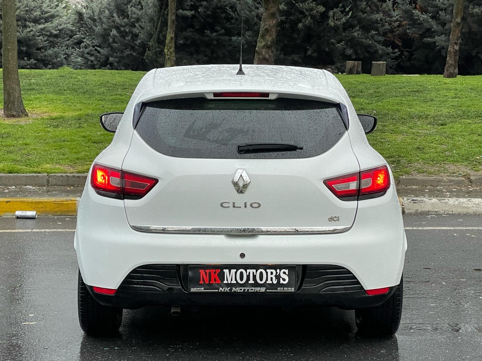 2016 model Renault Clio touch paket otomatik (elden senetle araba)