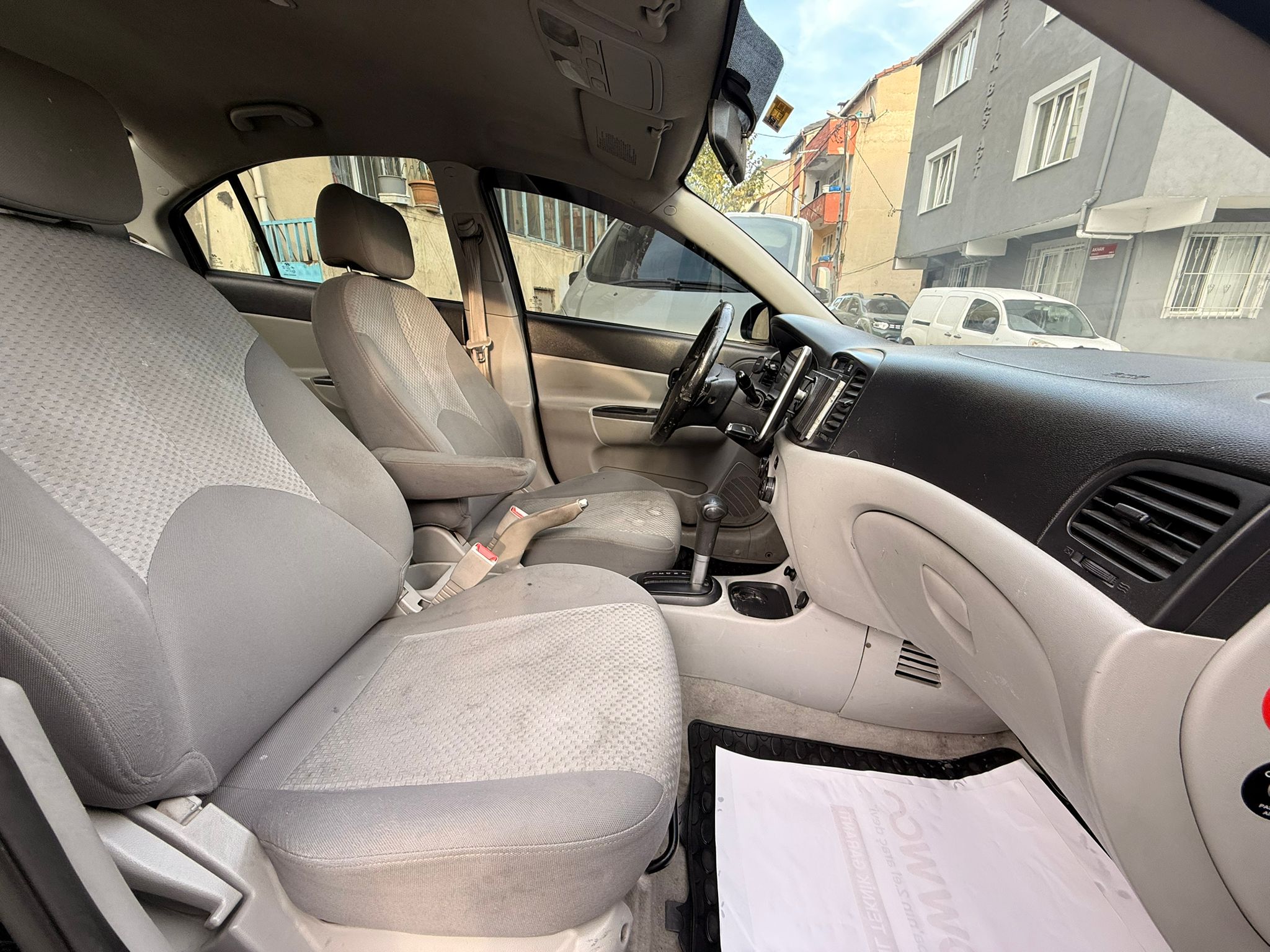2010 MODEL HYUNDAİ ACCENT ERA  OTOMOTİK DİZEL 0.89 ORANLA 48 AY KREDİ 