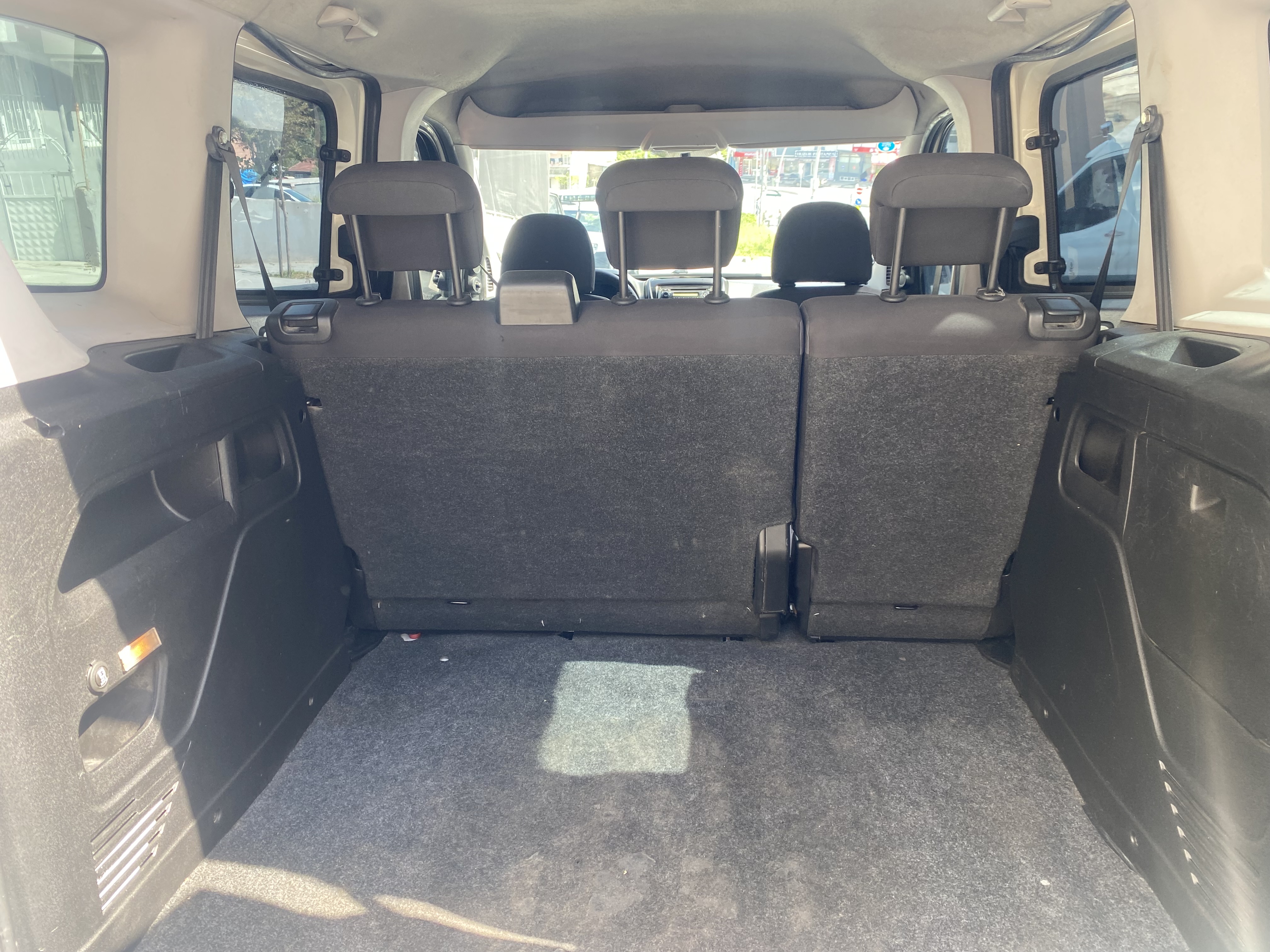 2014 MODEL 1.6 GENİŞ AİLE DOBLO FIRSAT ARACI