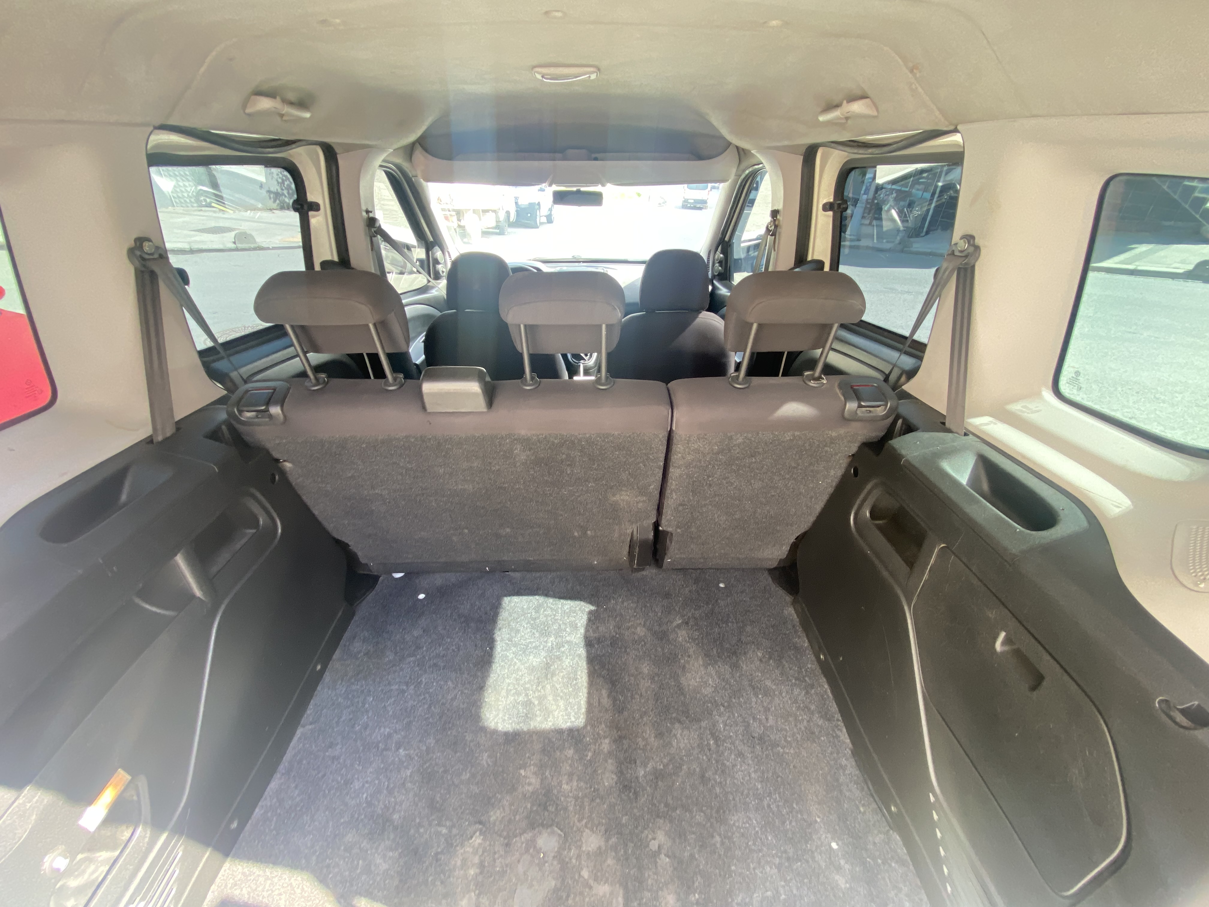 2014 MODEL 1.6 GENİŞ AİLE DOBLO FIRSAT ARACI