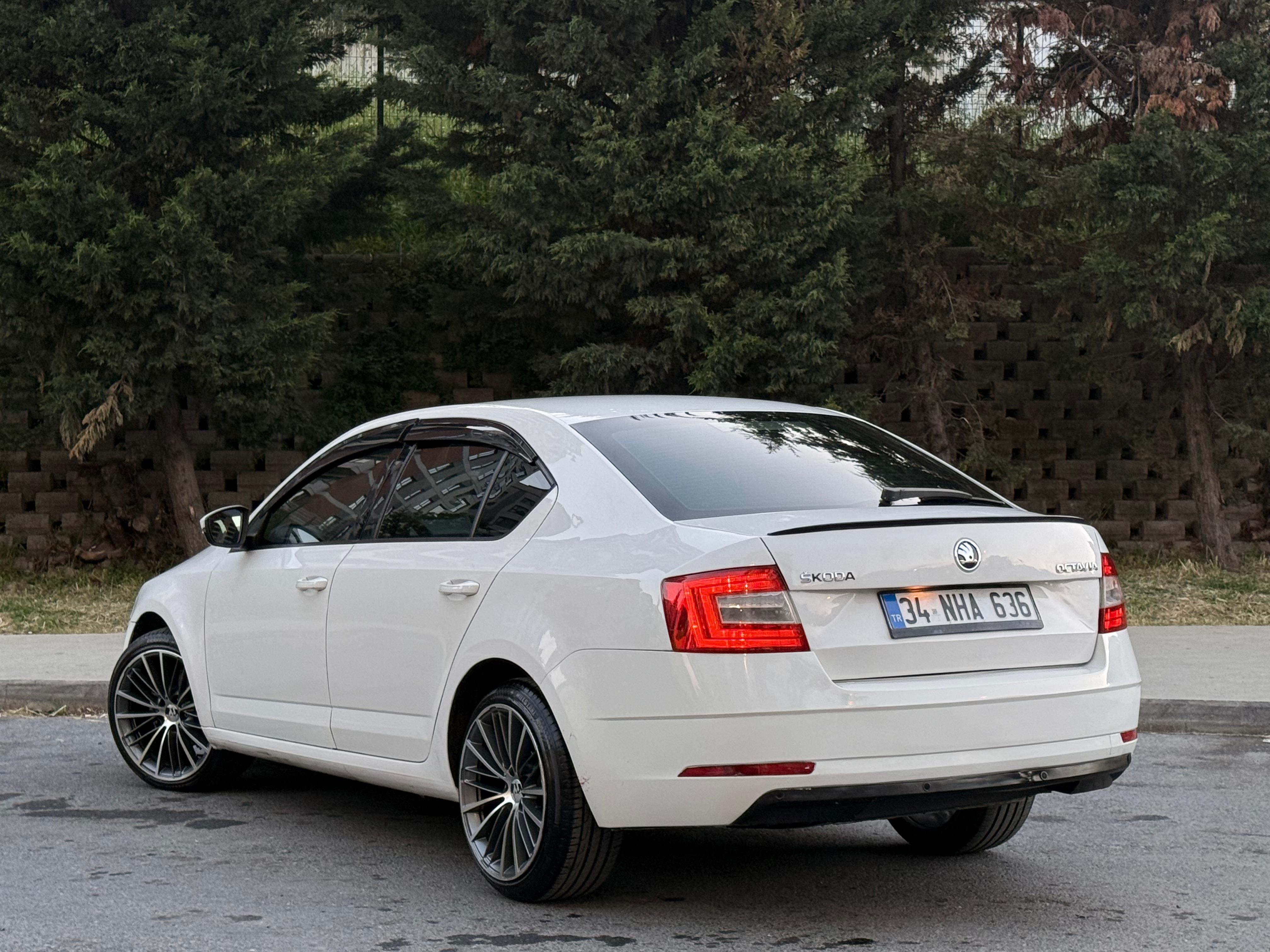 2014 SKODA OCTAVİA DİZEL OTOMOTİK ÇOM TEMİZ 
