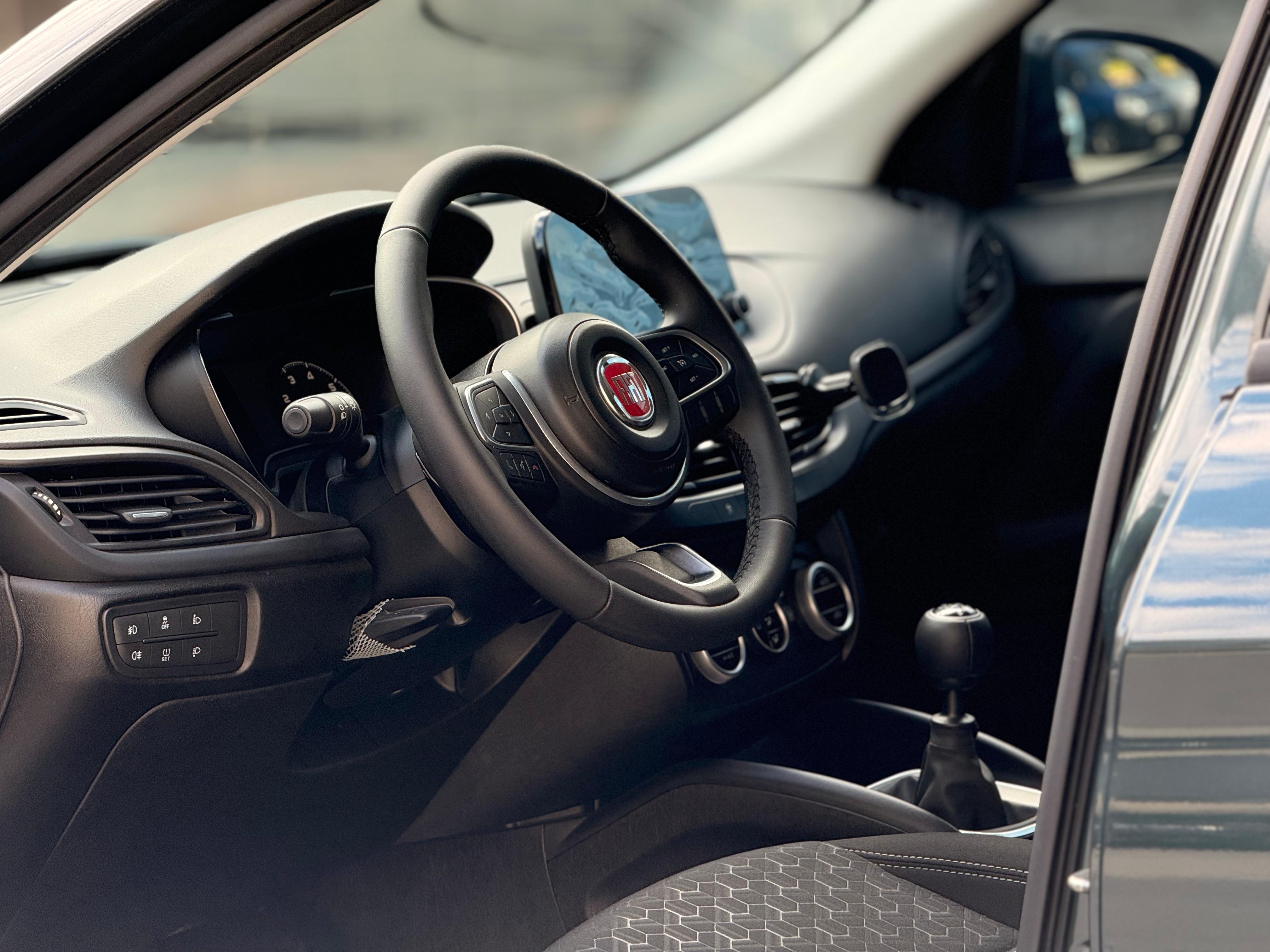 HATASIZ BOYASIZ TRAMERSİZ / 2024 MODEL / 8.000KM / GARANTİLİ /elden se