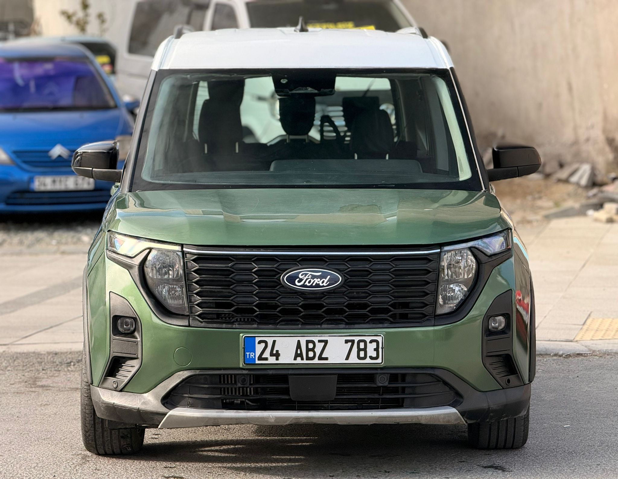 2025 MODEL FULL PAKET FORD COURİER KM 17.BİNDE HASAR KA