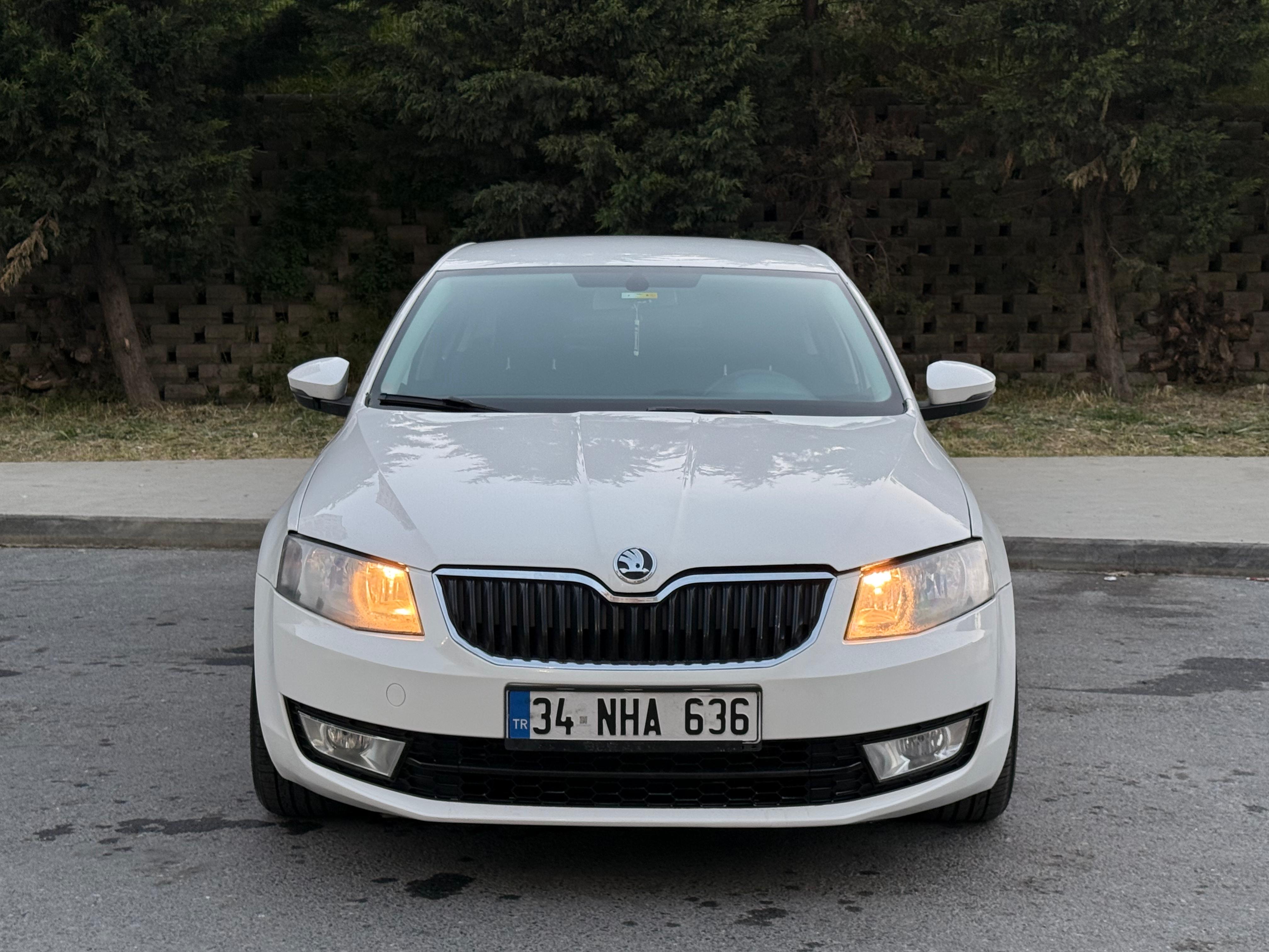 2014 SKODA OCTAVİA DİZEL OTOMOTİK ÇOM TEMİZ 