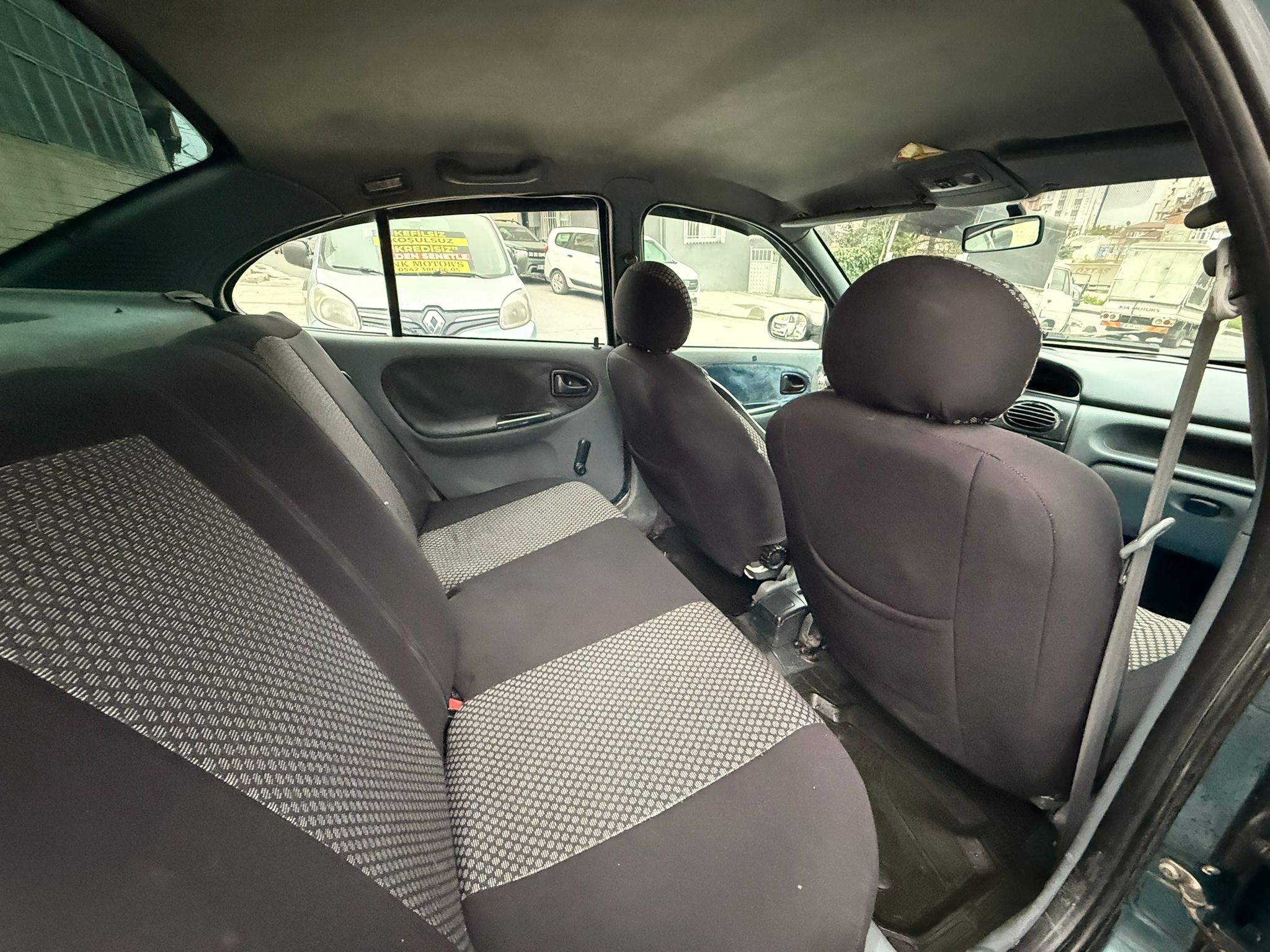 1999 RENAULT MEGAN AYAĞINIZI YERDEN KESER UYGUN FİYATLI DİZEL MANUEL