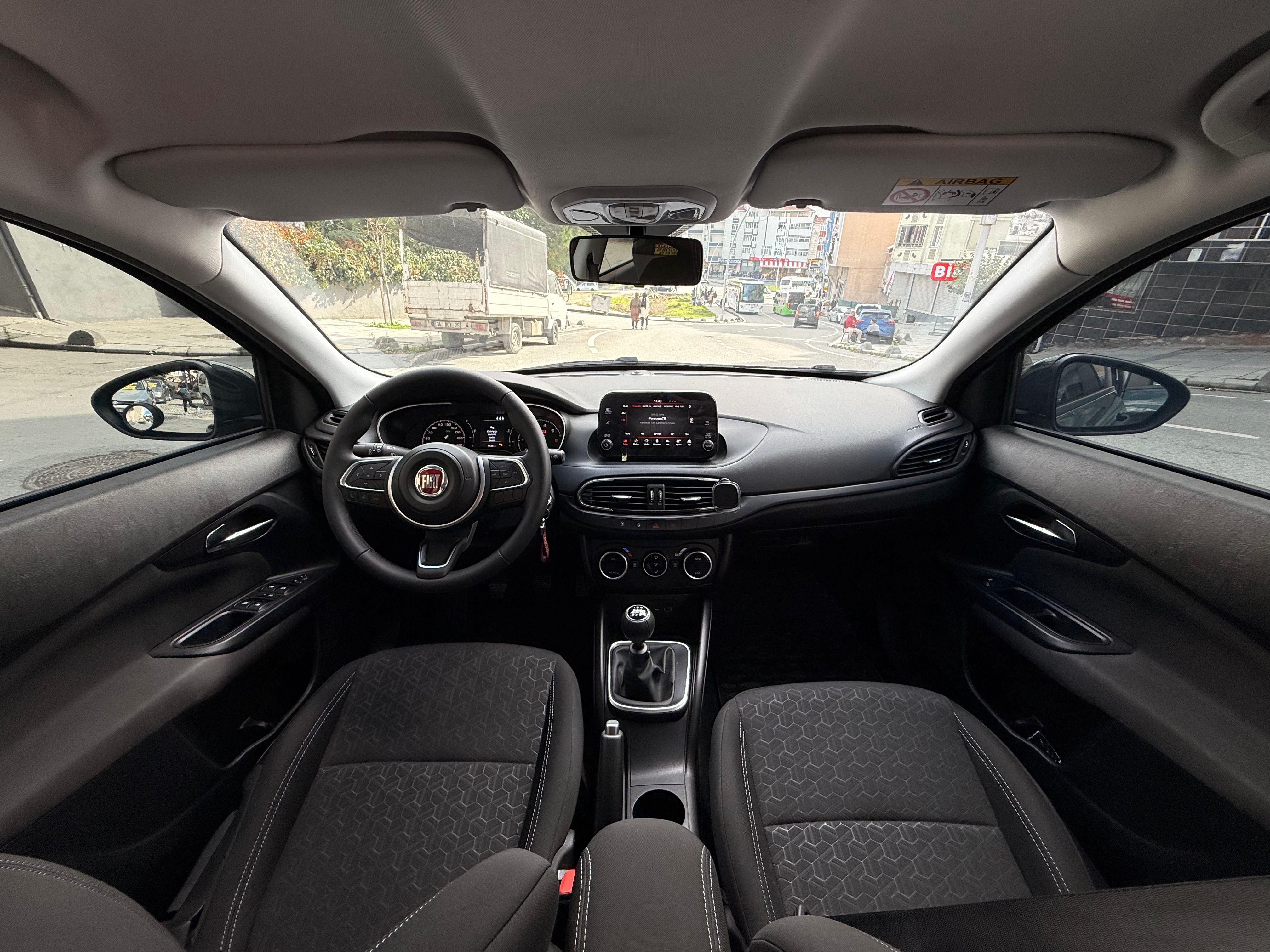 HATASIZ BOYASIZ TRAMERSİZ / 2024 MODEL / 8.000KM / GARANTİLİ /elden se