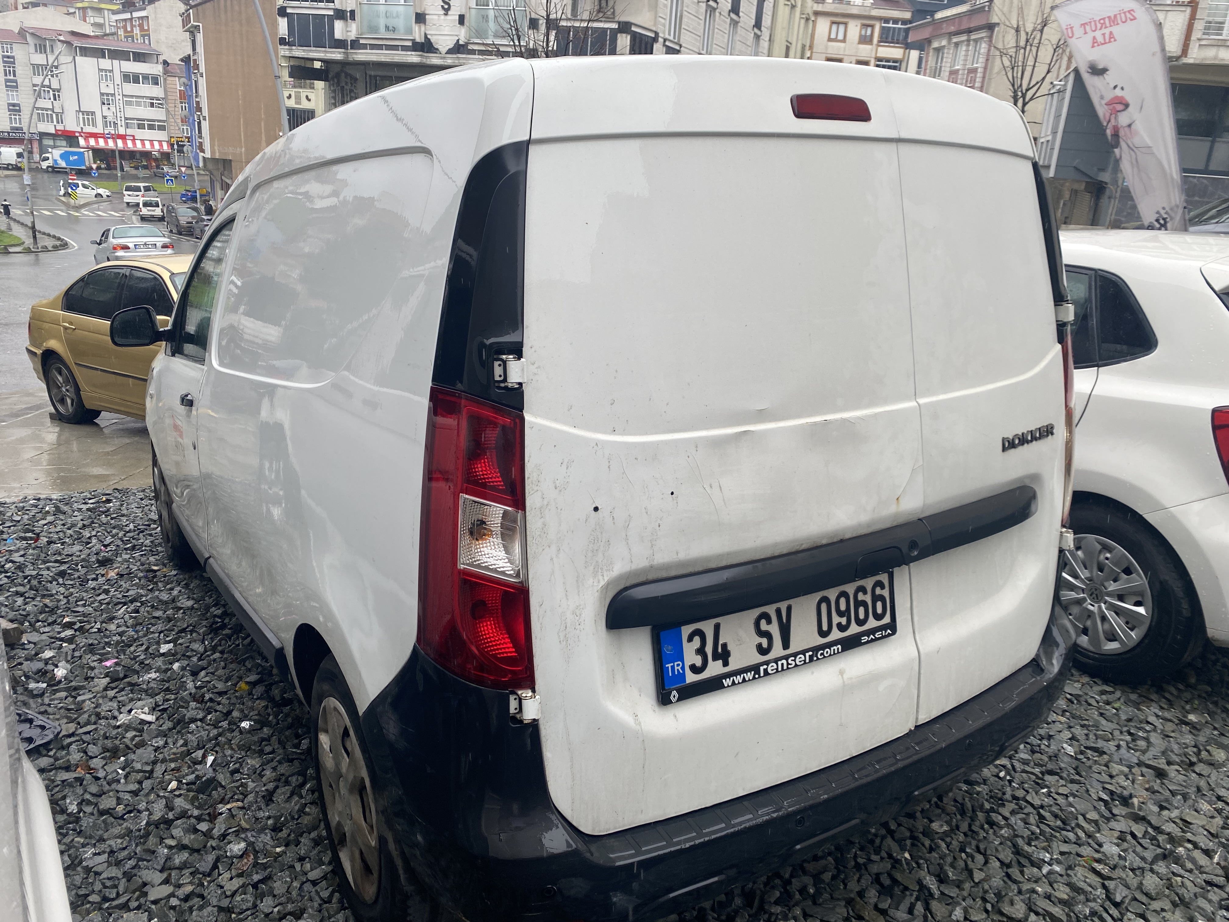 DACİA DOKKER 1.5 MASRAFSIZ BAKIMLI UYGUN FİYATLI ARAÇ ARAYANLARA