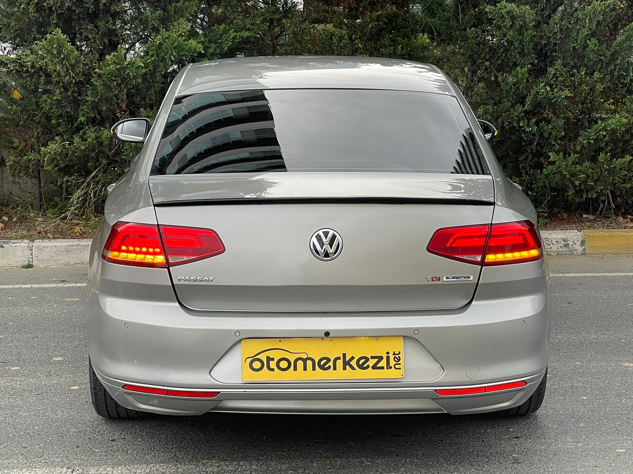 2016 OTOMOTİK DİZEL PASSAT(elden senetle araba)