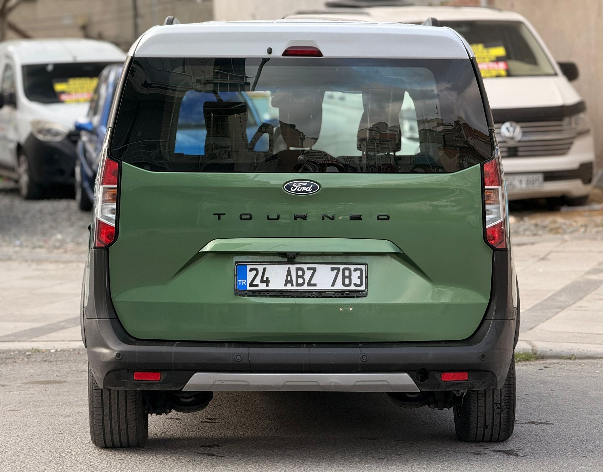 2025 MODEL FULL PAKET FORD COURİER KM 17.BİNDE HASAR KAYITLI UYGUN FİY