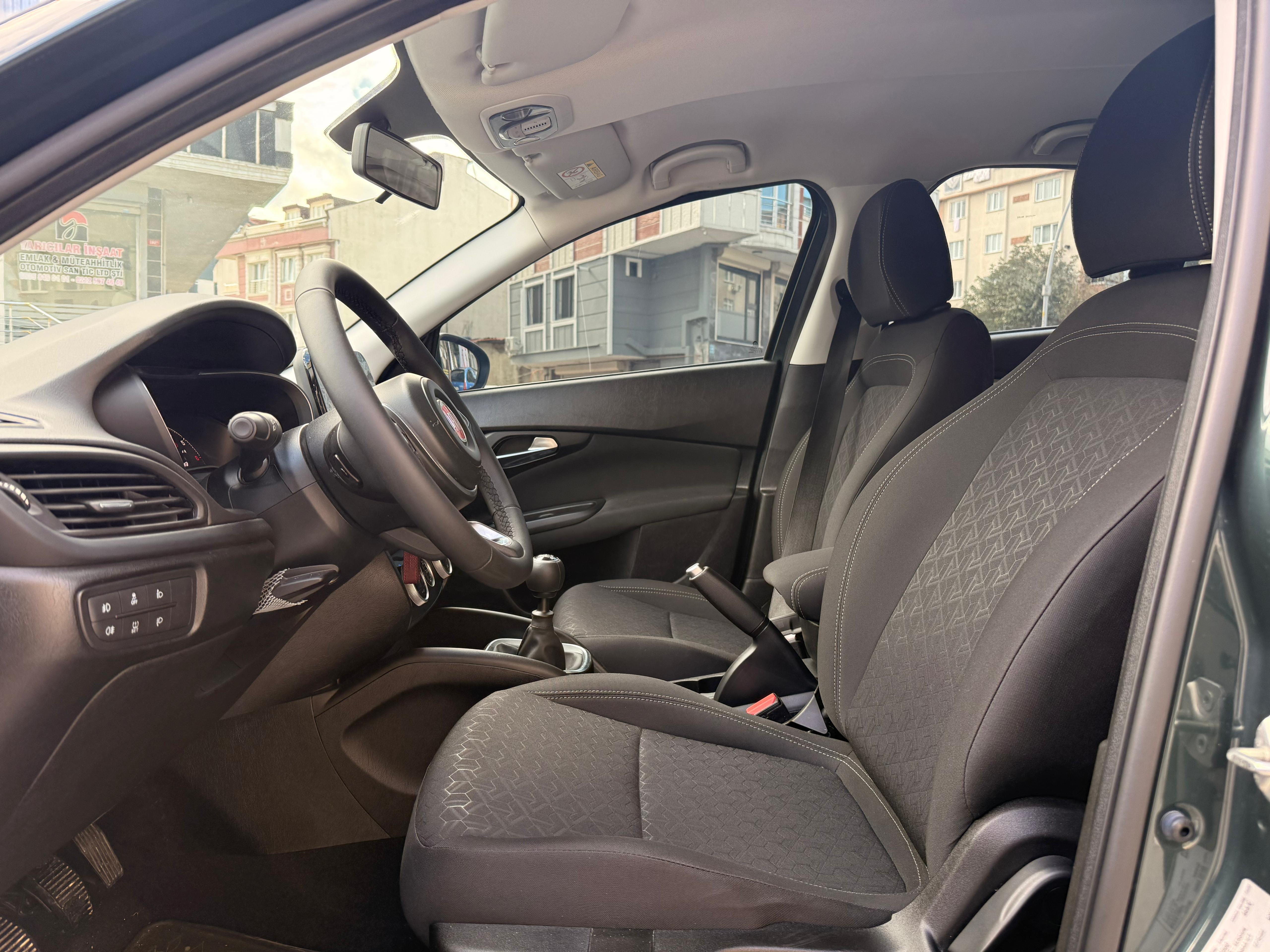 HATASIZ BOYASIZ TRAMERSİZ / 2024 MODEL / 8.000KM / GARANTİLİ /elden se