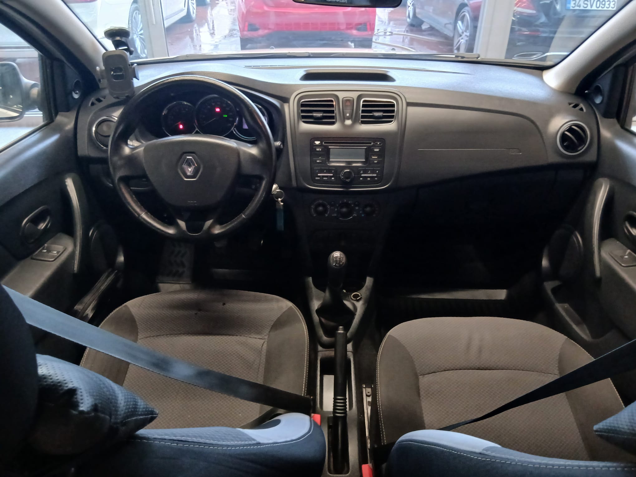 2016 MODEL RENAULT SEMBOL 0,89 ORANLA KREDİ %30 PEŞİNATLA ELDEN SENETL