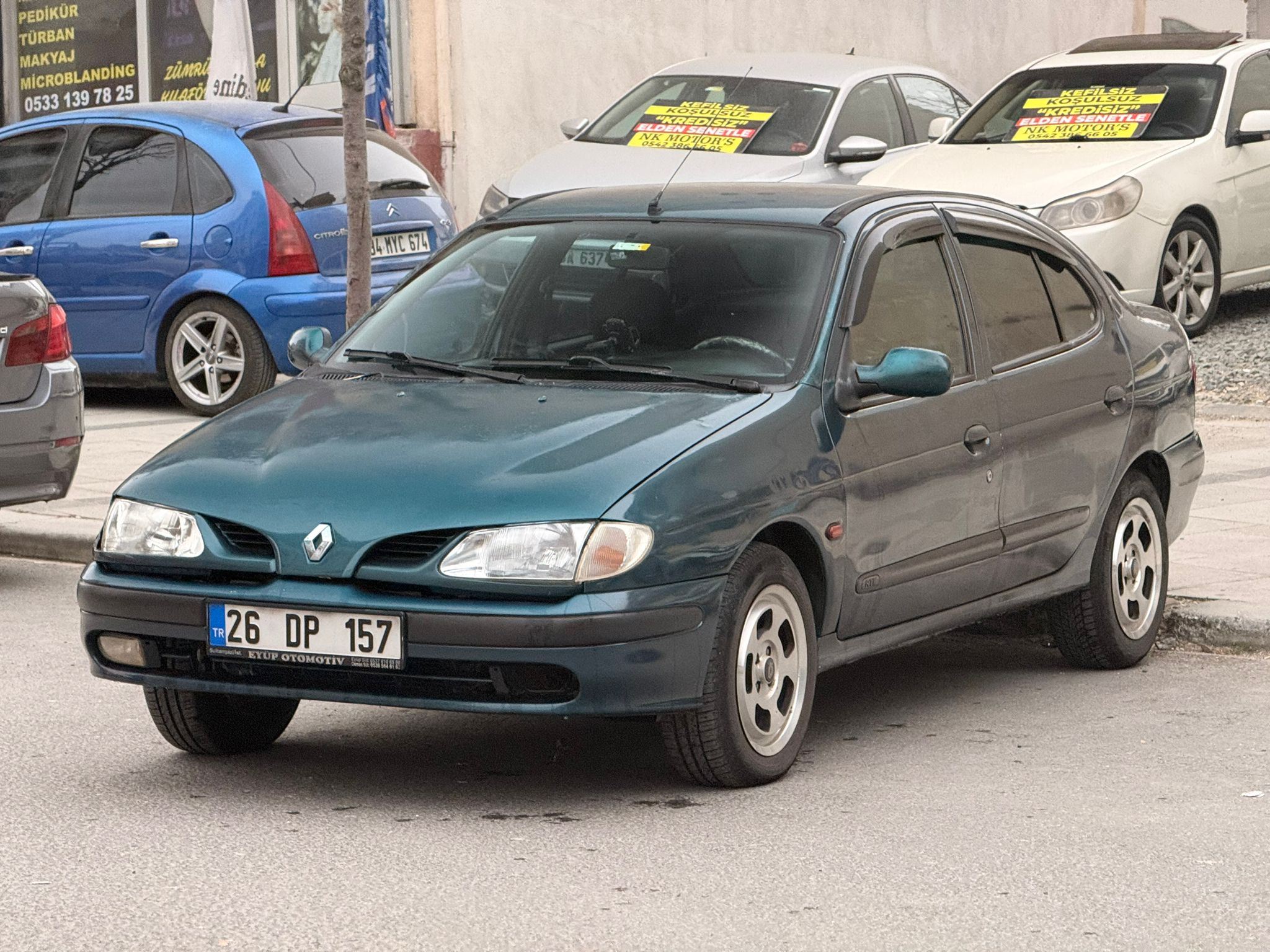 1999 RENAULT MEGAN AYAĞINIZI YERDEN KESER UYGUN FİYATLI DİZEL MANUEL