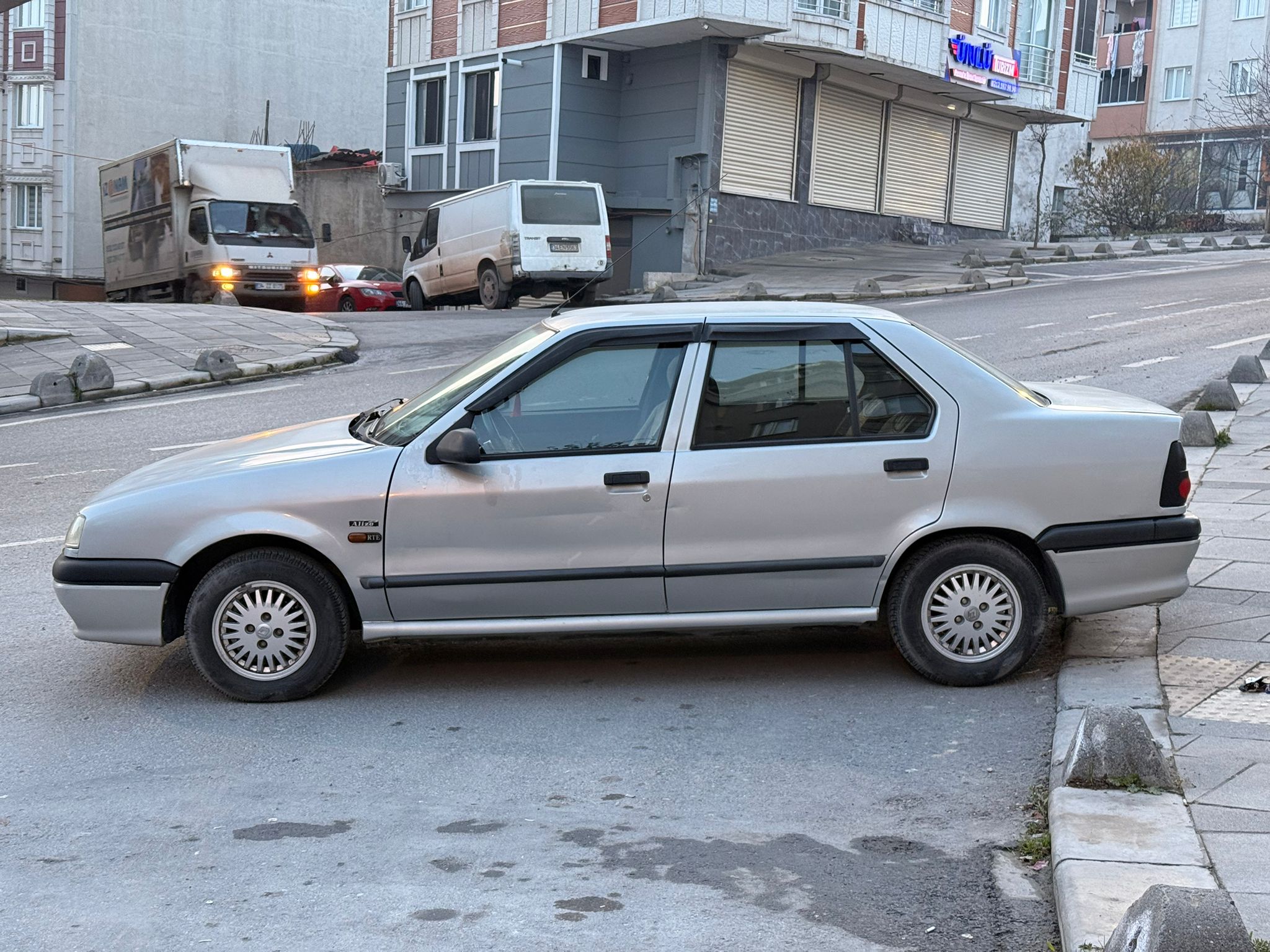 2001 RENAULT 19 RTE ELIZE ORJİNAL BAKIMLI ÇOK TEMİZ DÜŞÜK KM 