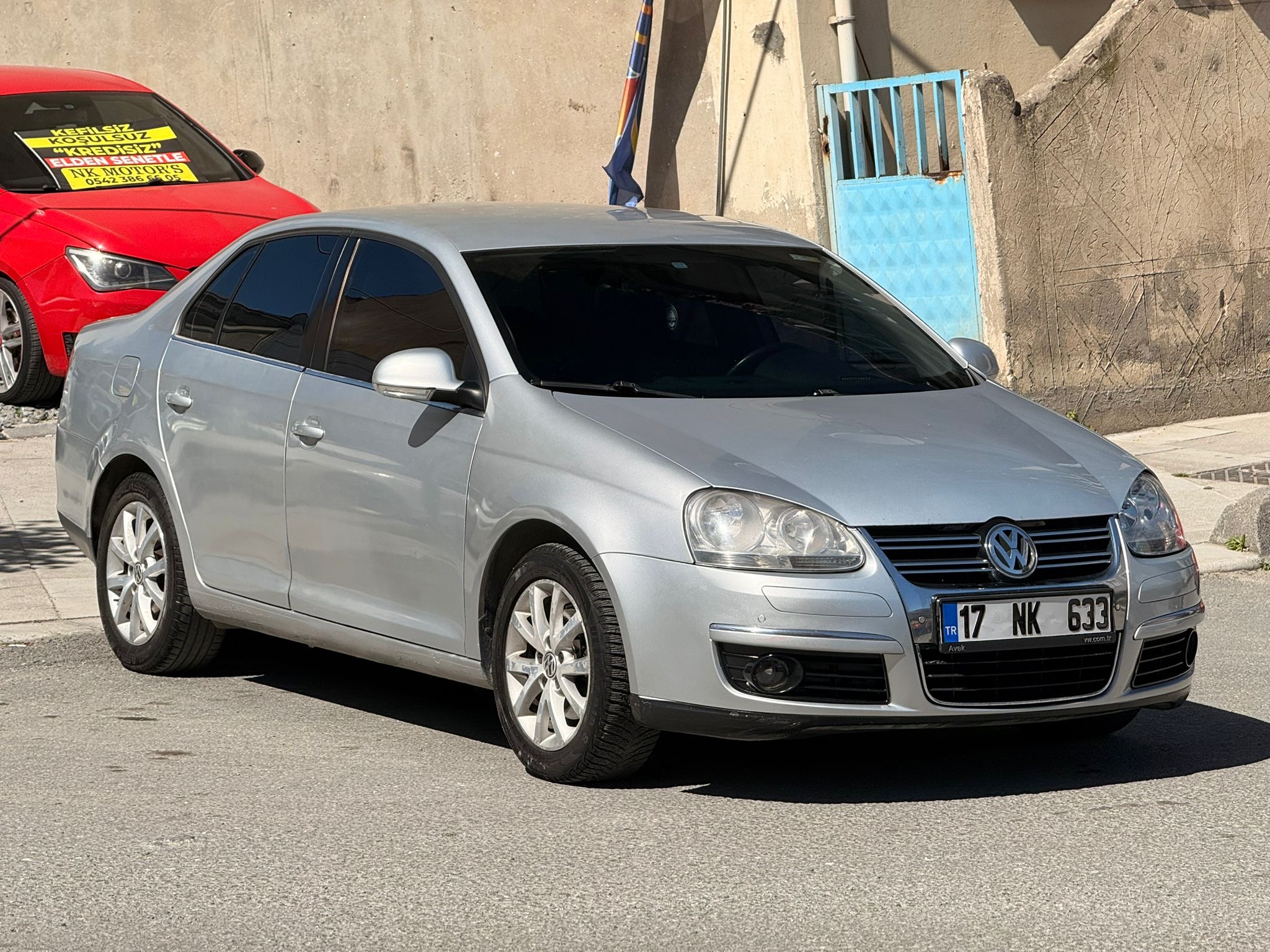 2011 MODEL OTOMOTİK 1.4 TSİ COMFORTLİNE ELDEN SENETLE V