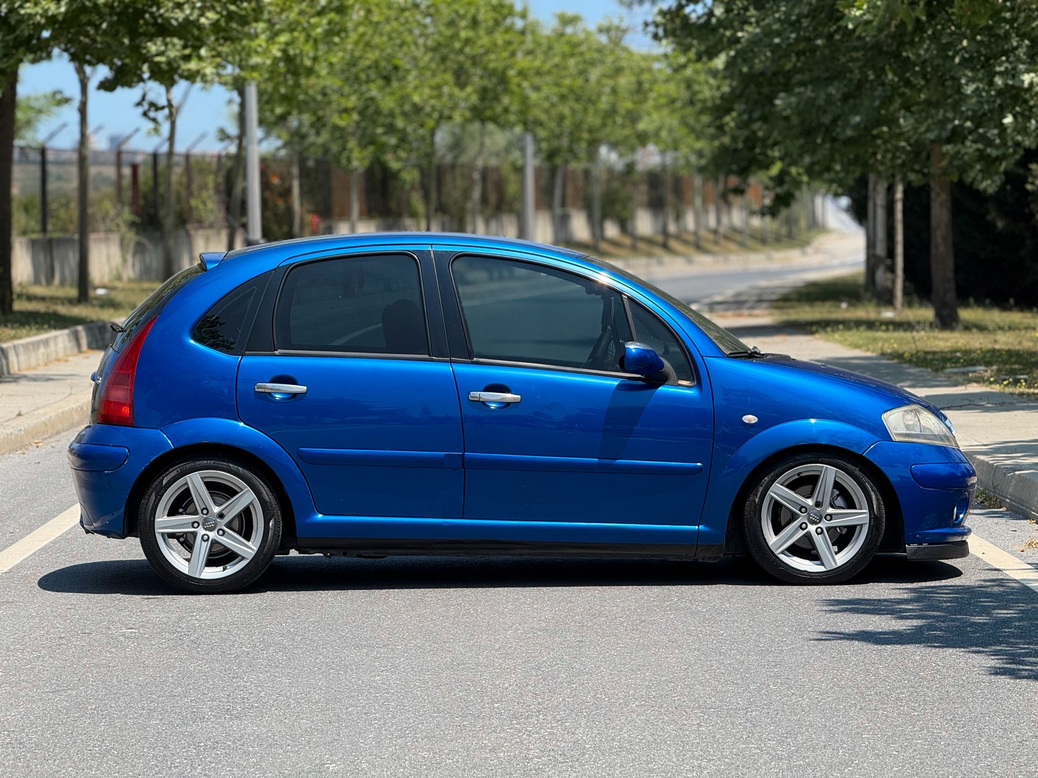 2005 MODEL CİTROEN C3 PIRIL PIRIL MASRAFSIZ ÜSTELİK ELDEN SENETLE VADE