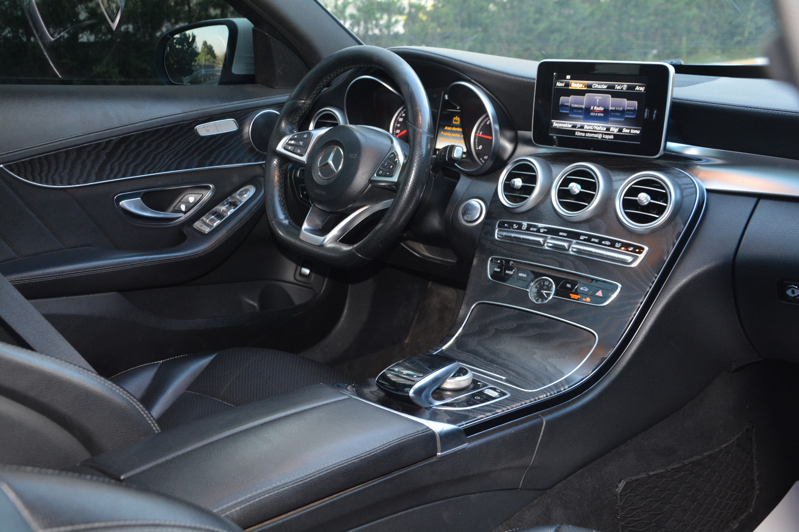 CARLİFE OTO DAN 2015 AMG EMSALSİZ(elden senetle araba)