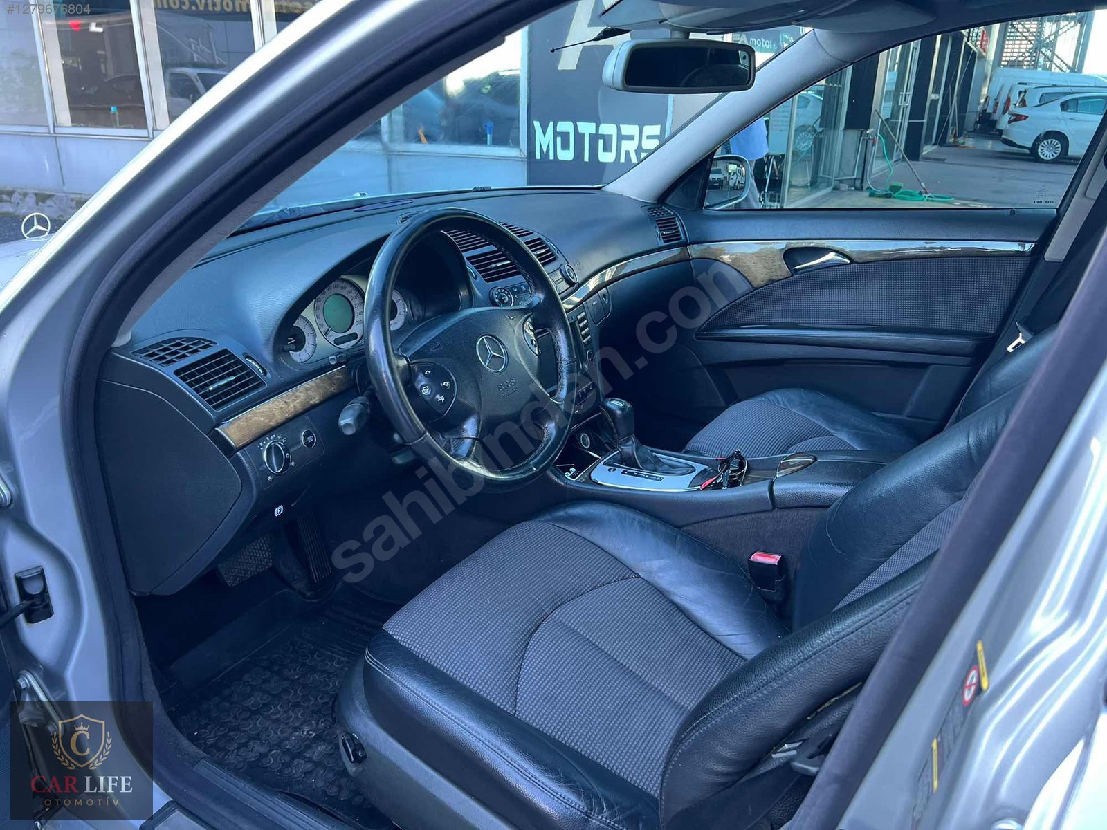CARLİFE OTO DAN 2003 MERCEDES E270 CDI AVANTGARDE CAM TAVAN LI