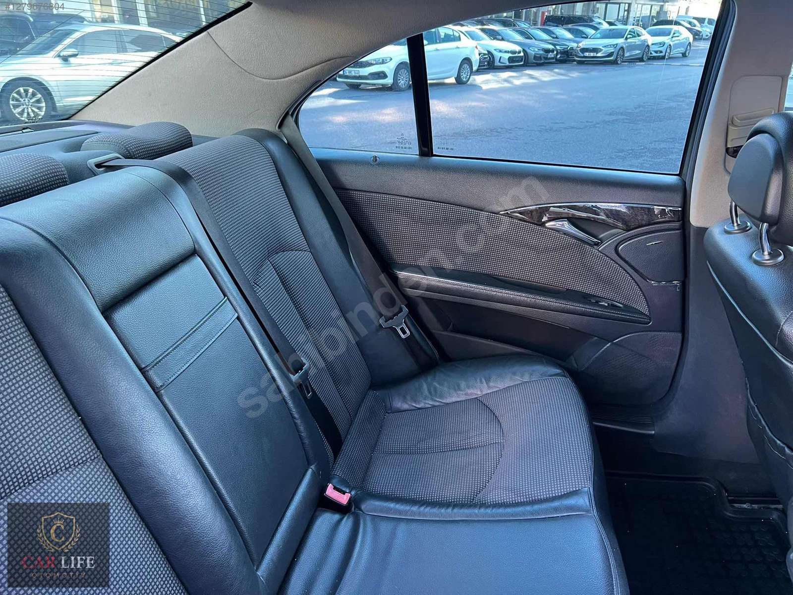 CARLİFE OTO DAN 2003 MERCEDES E270 CDI AVANTGARDE CAM TAVAN LI