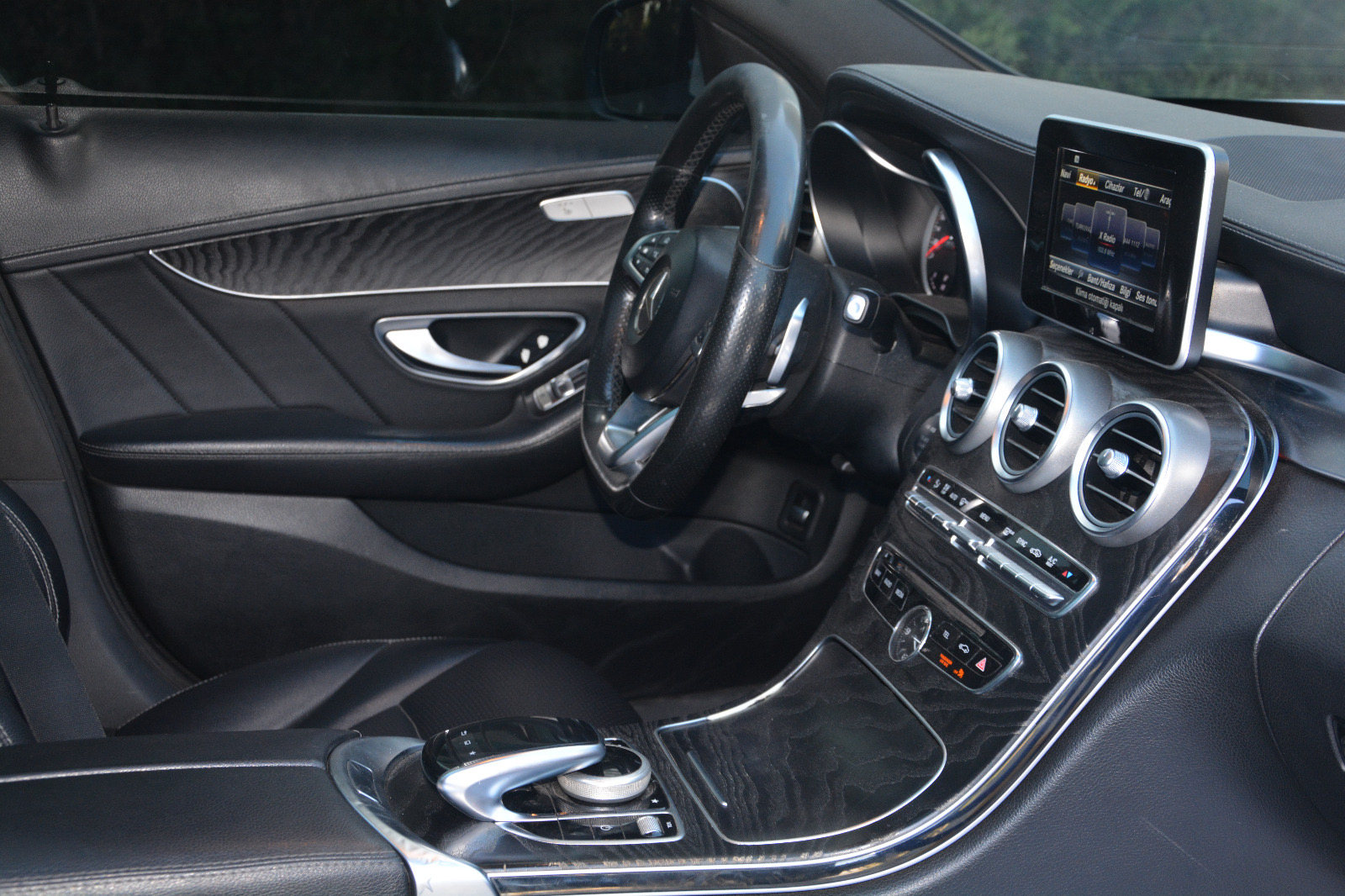 CARLİFE OTO DAN 2015 AMG EMSALSİZ(elden senetle araba)