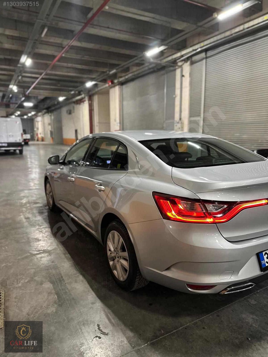 CARLİFE OTO DAN 2022 MEGANE 1.3 TCe EDC JOY OTOMATİK