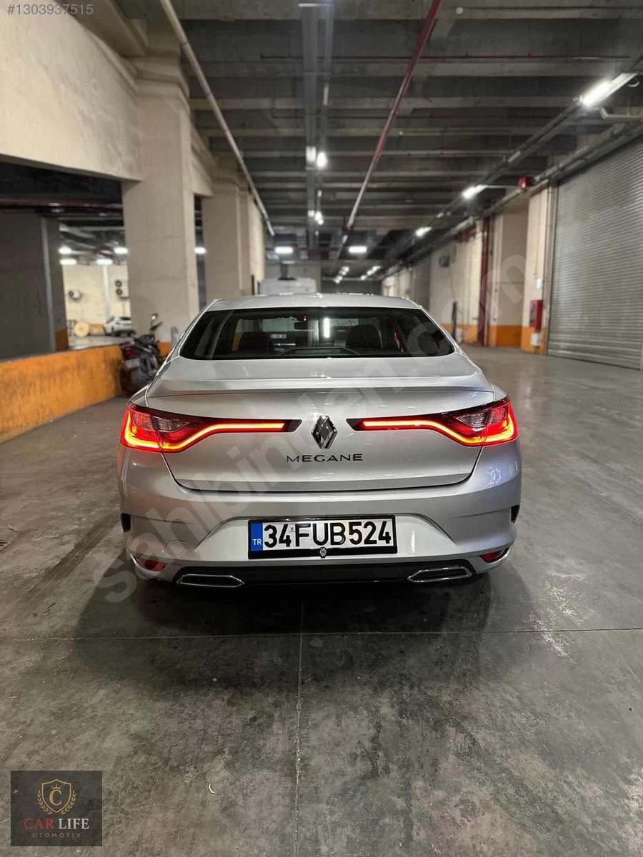 CARLİFE OTO DAN 2022 MEGANE 1.3 TCe EDC JOY OTOMATİK