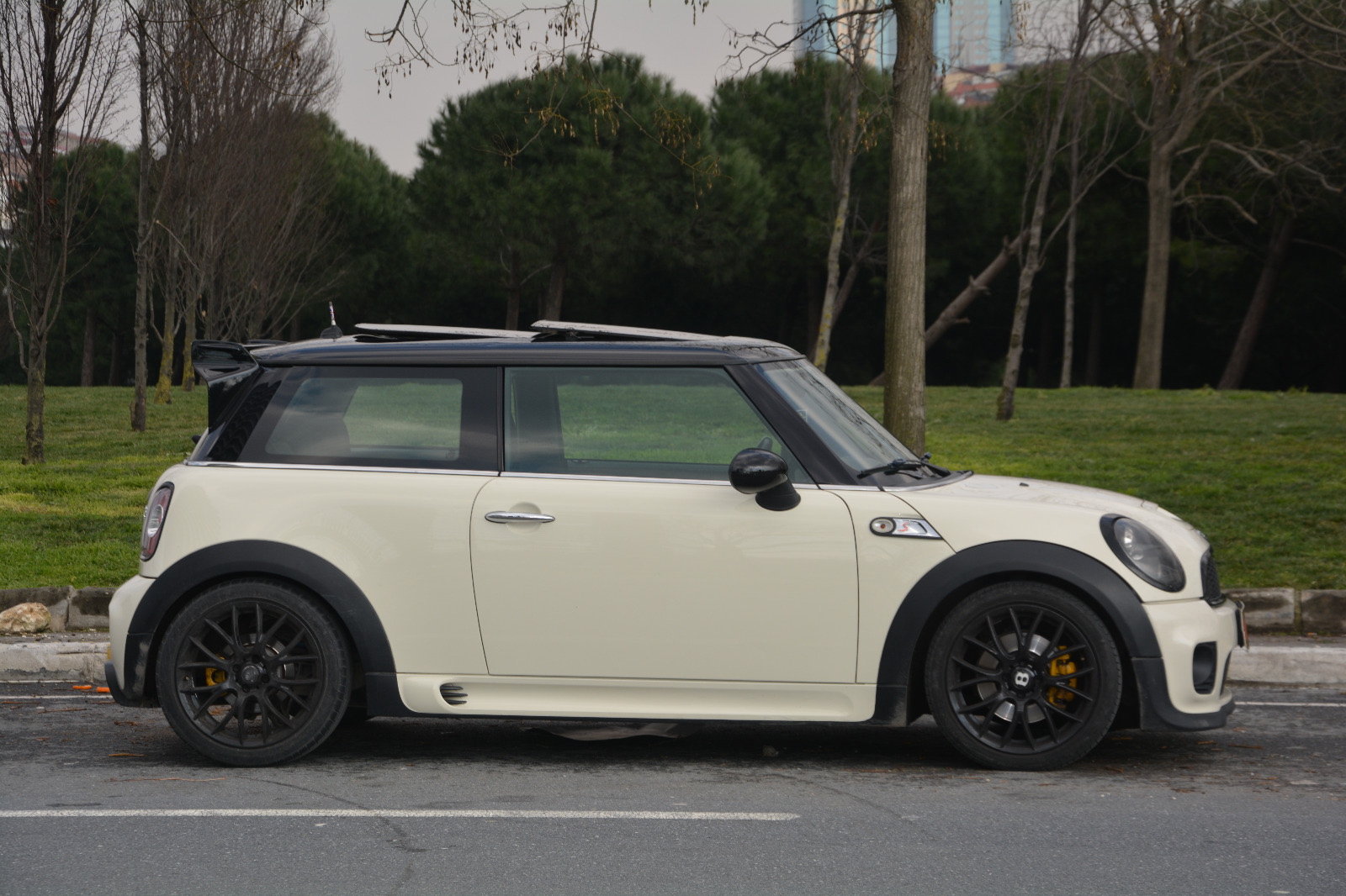 CARLİFE OTO DAN 2012 MİNİ COOPER S 1.6 ÇİFT SUNROOF LU HATASIZ