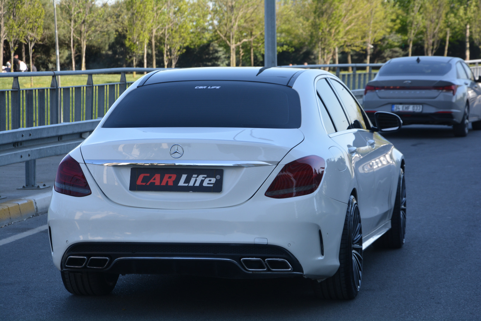 CARLİFE OTO DAN 2015 AMG EMSALSİZ(elden senetle araba)