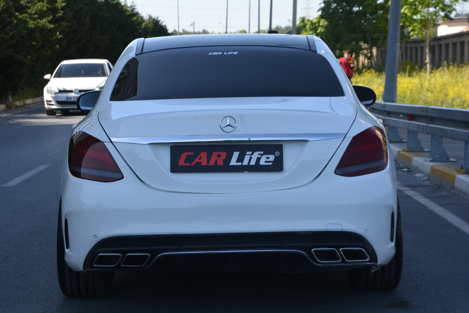 CARLİFE OTO DAN 2015 AMG EMSALSİZ(elden senetle araba)