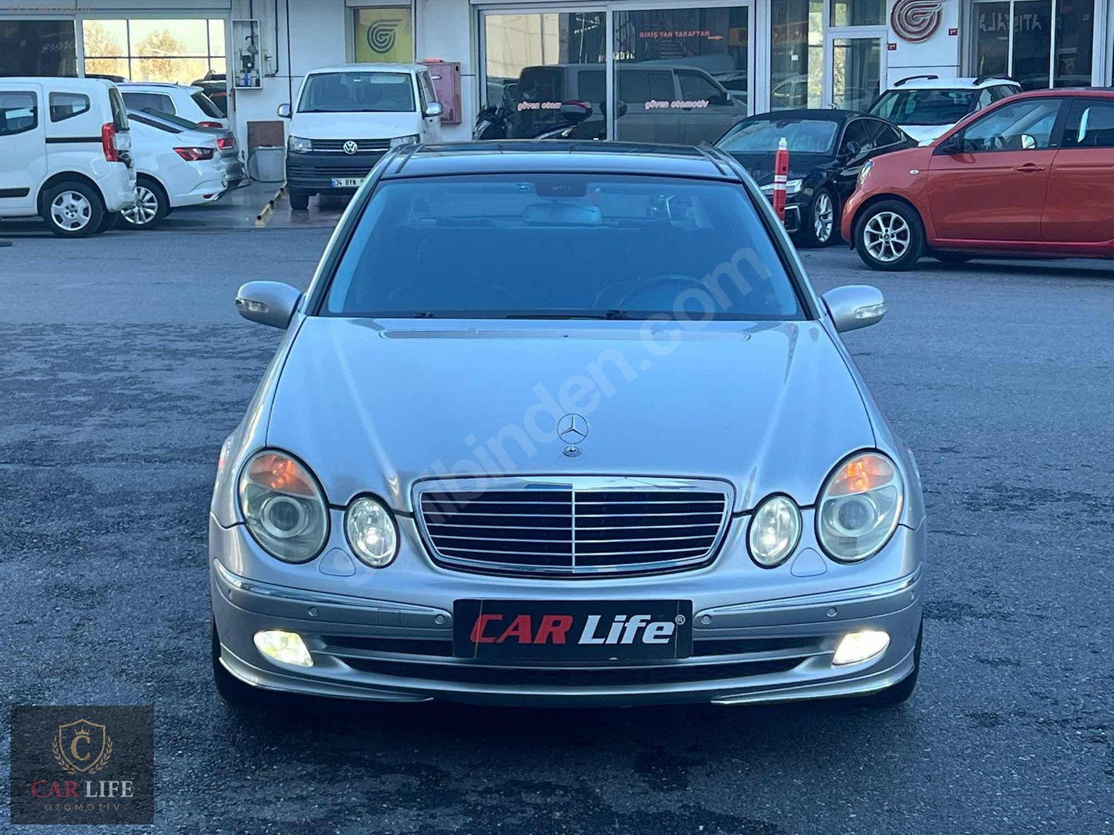 CARLİFE OTO DAN 2003 MERCEDES E270 CDI AVANTGARDE CAM TAVAN LI