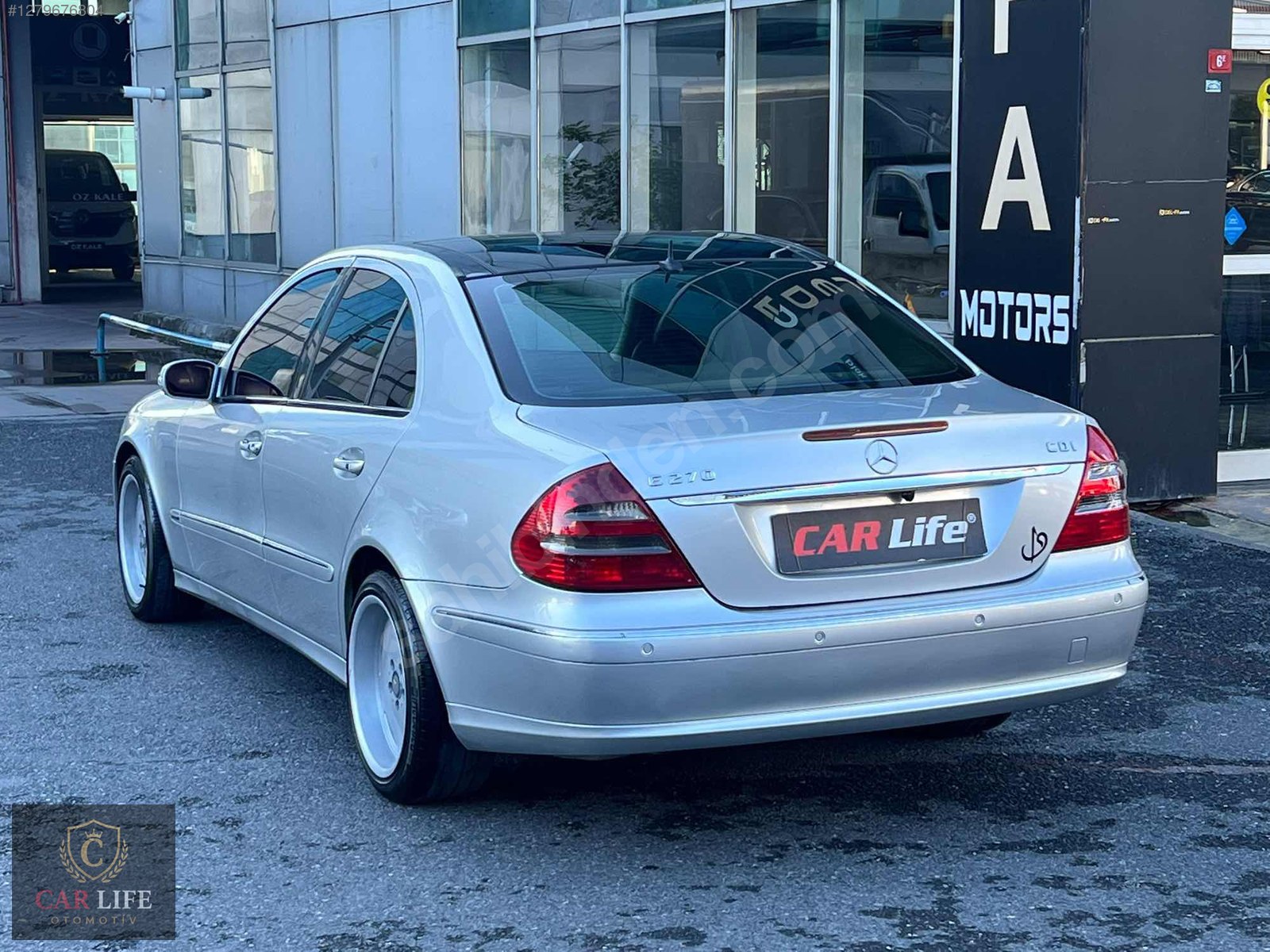 CARLİFE OTO DAN 2003 MERCEDES E270 CDI AVANTGARDE CAM TAVAN LI