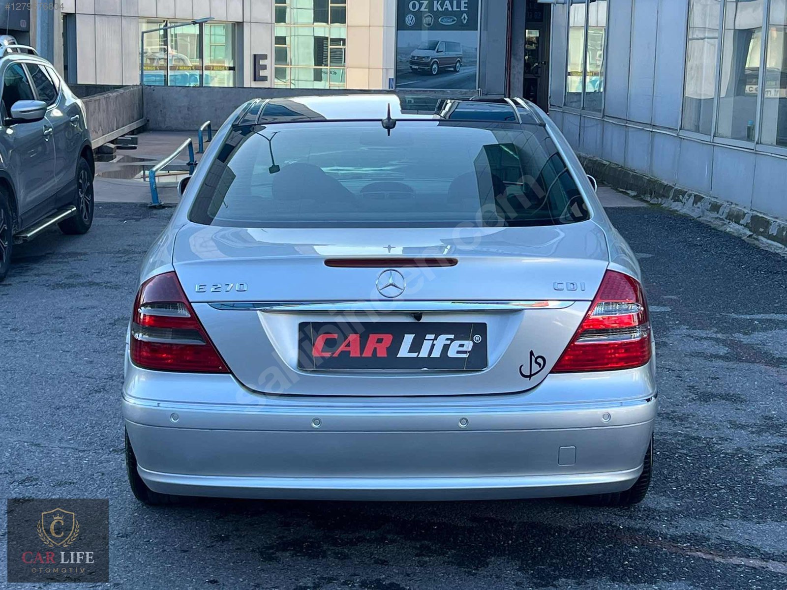 CARLİFE OTO DAN 2003 MERCEDES E270 CDI AVANTGARDE CAM TAVAN LI