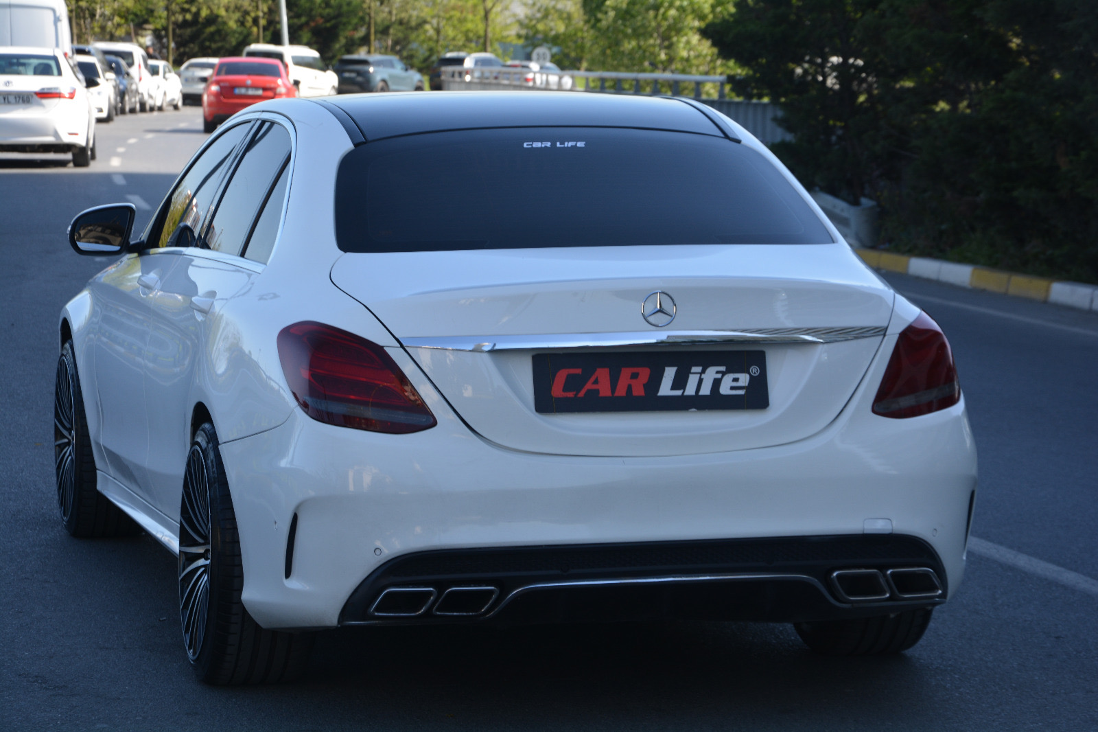 CARLİFE OTO DAN 2015 AMG EMSALSİZ(elden senetle araba)