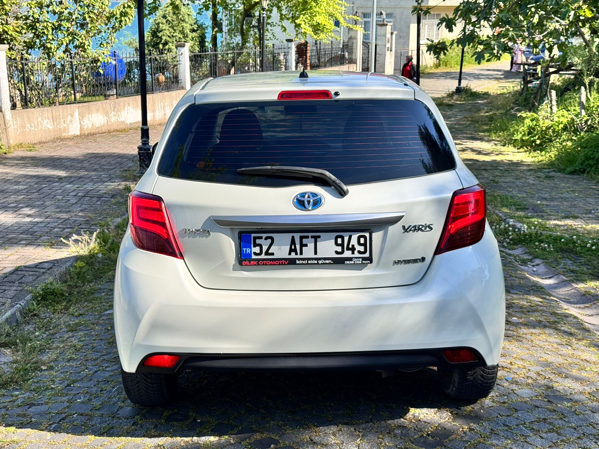 2015 TOYOTA YARİS 1.5 BENZİN+HYBRİD 179BİN KM