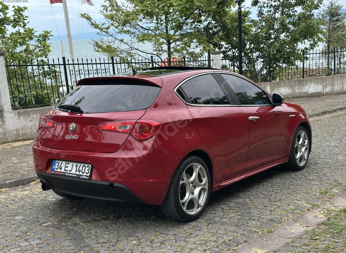 2012 ALFA ROMEO GİULİETTA 1.6 JTD CAM TAVAN