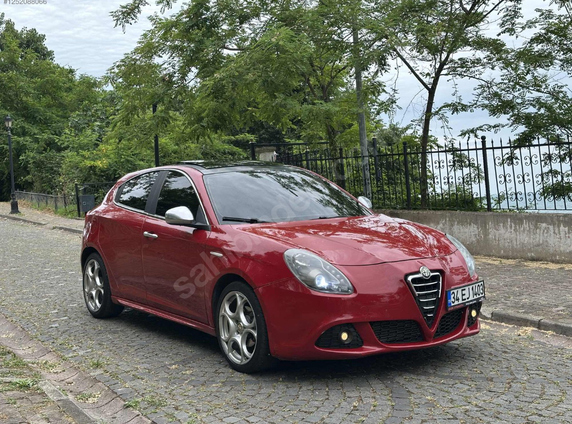 2012 ALFA ROMEO GİULİETTA 1.6 JTD CAM TAVAN