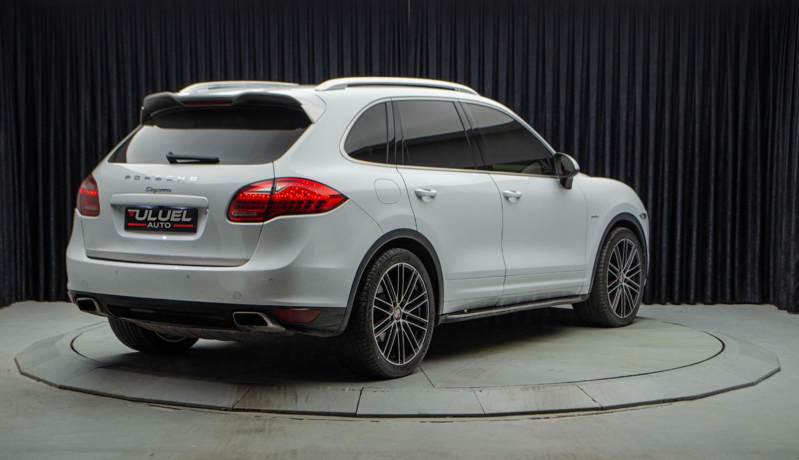 PORSCHE CAYENNE SPORT DESİGN SOĞUTMA+İÇİ BEJ+CHRONO+PUSULA