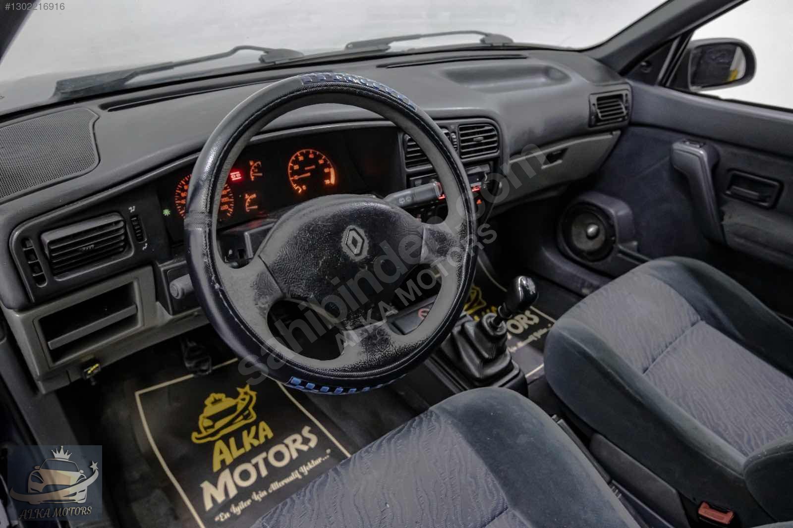 2001 R19 EUROPA 1.6 ALİZE MASRAFSIZ TERTEMİZ KLİMALI BAKIMLI yarı peşi