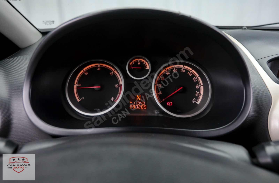 OPEL CORSA PANORAMİK CAM TAVANLI senetle araba