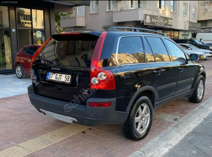 VOLVO XC90 2.4 D5 GEARTRONİC 7 KİŞİLİK vadeli araba satışı ototaksitle