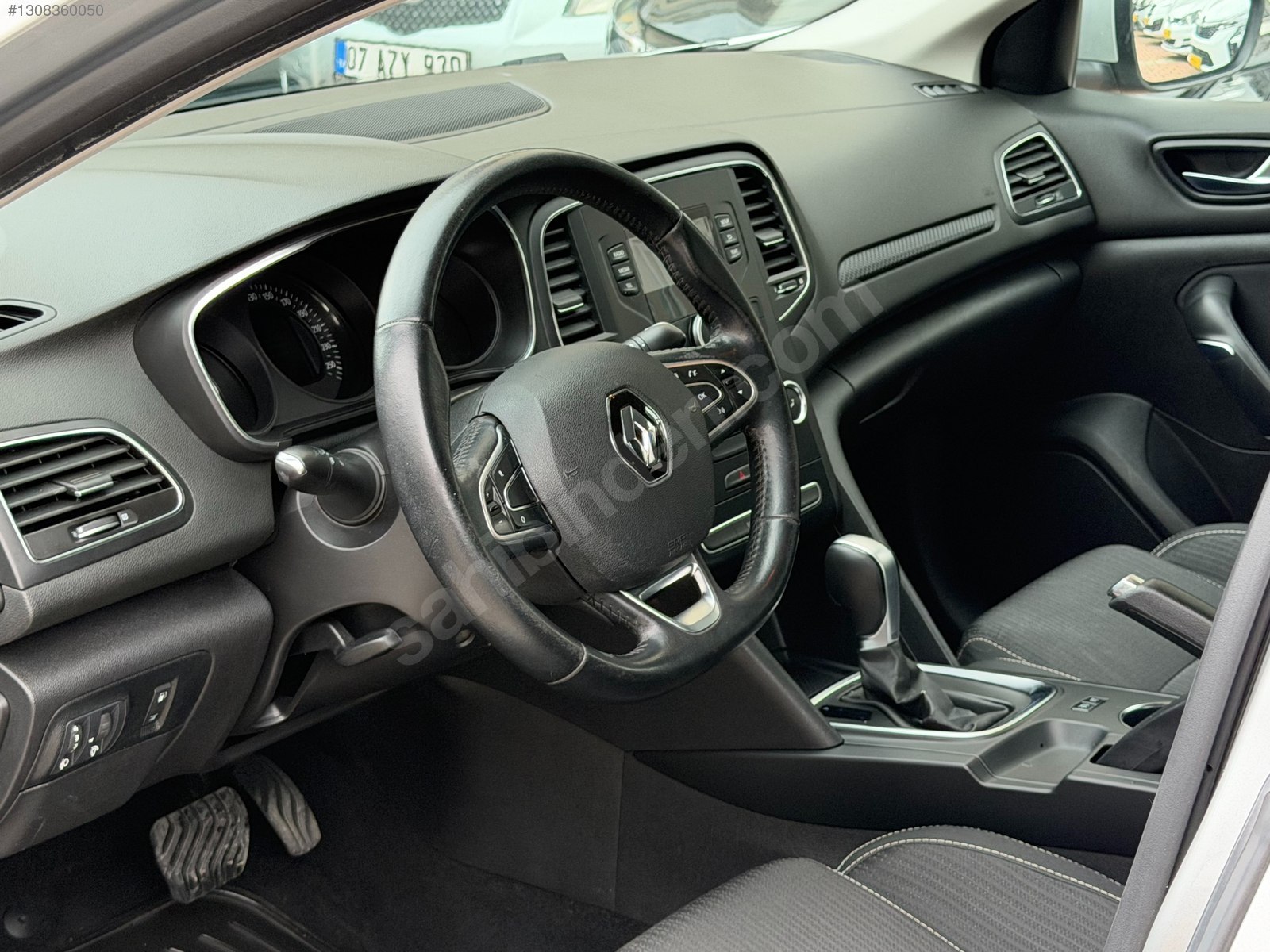 RENAULT MEGANE 1.5 DCİ TOUCH PLUS EDC