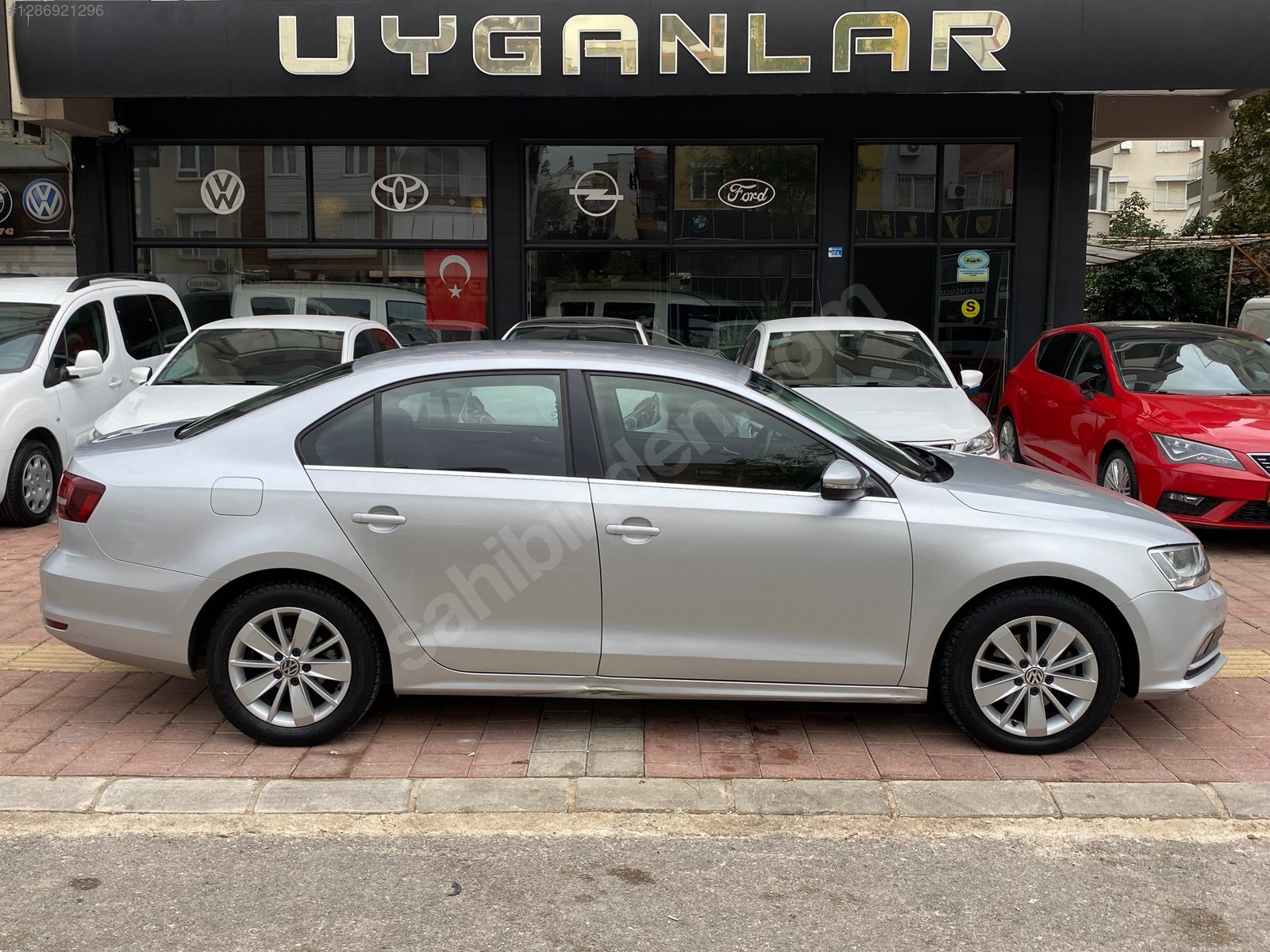 UYGANLAR'DAN VOLKSWAGEN JETTA 1.6 TDİ HİGHLİNE MAKYAJLI KASA