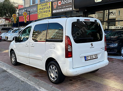 UYGANLAR DAN PEUGEOT PARTNER TEPE 1.6 HDİ ACTİVE