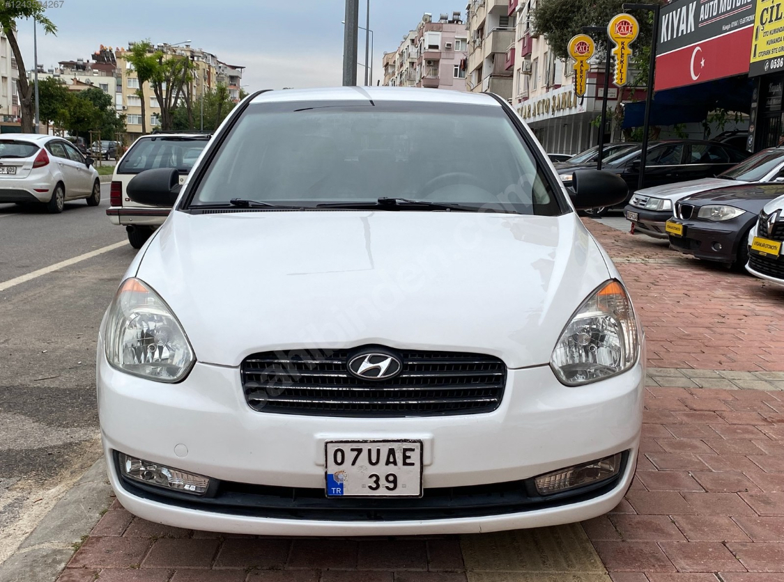 HYUNDAİ ACCENT ERA 1.5 CRDİ VGT TEAM-ABS Lİ 